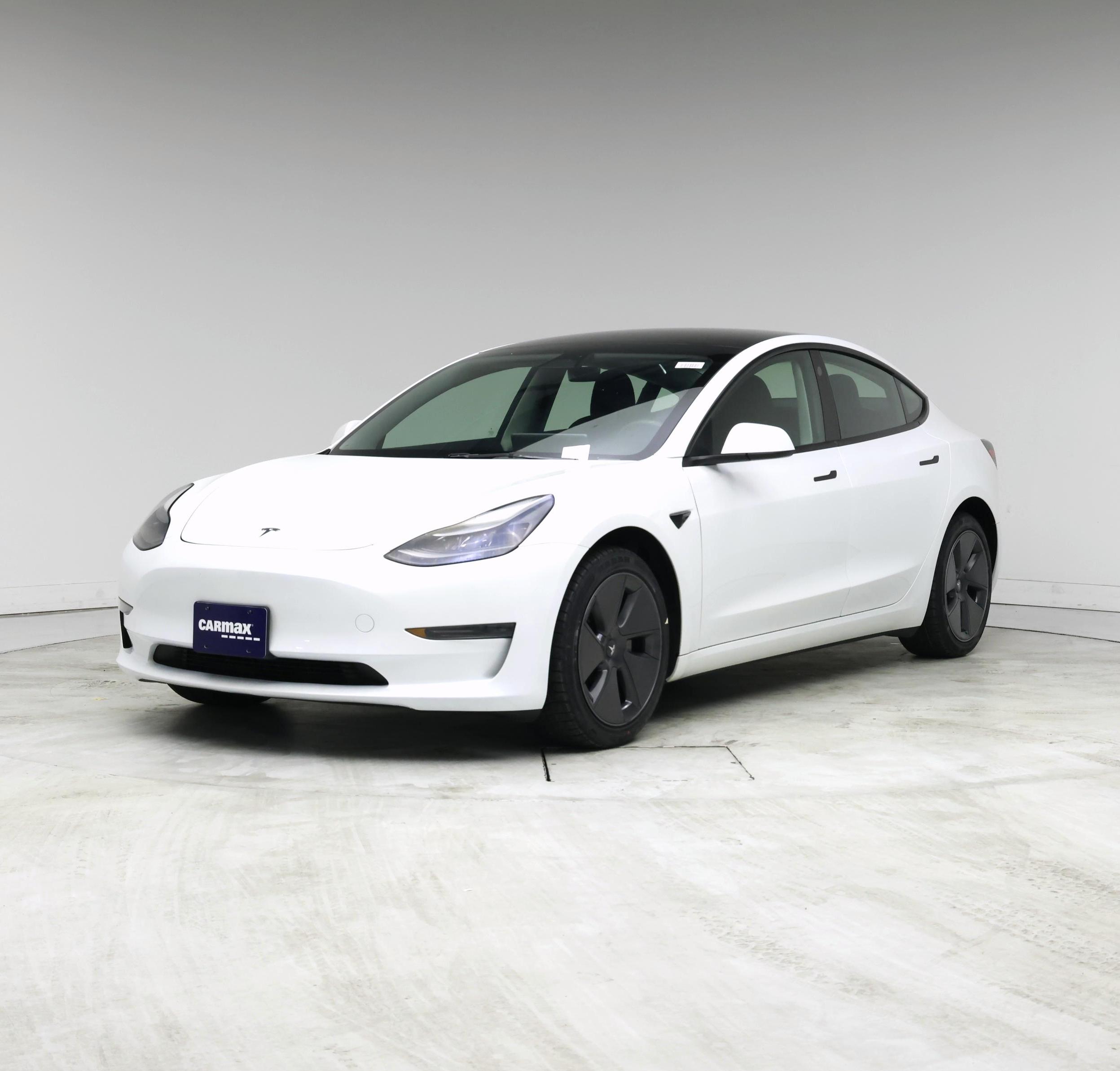 Thumbnail: 2023 Tesla Model 3 - 4