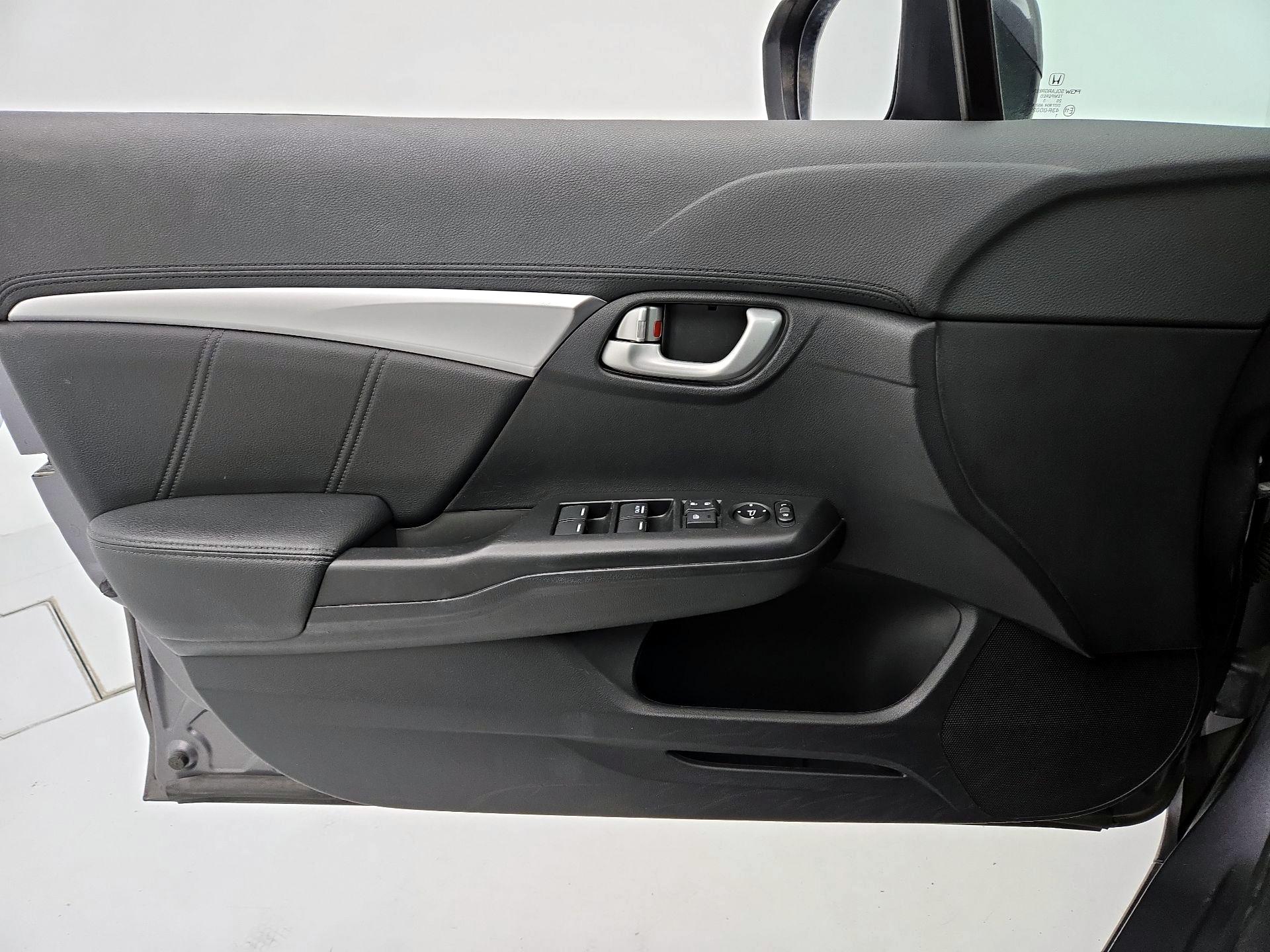 Thumbnail: 2015 Honda Civic - 12