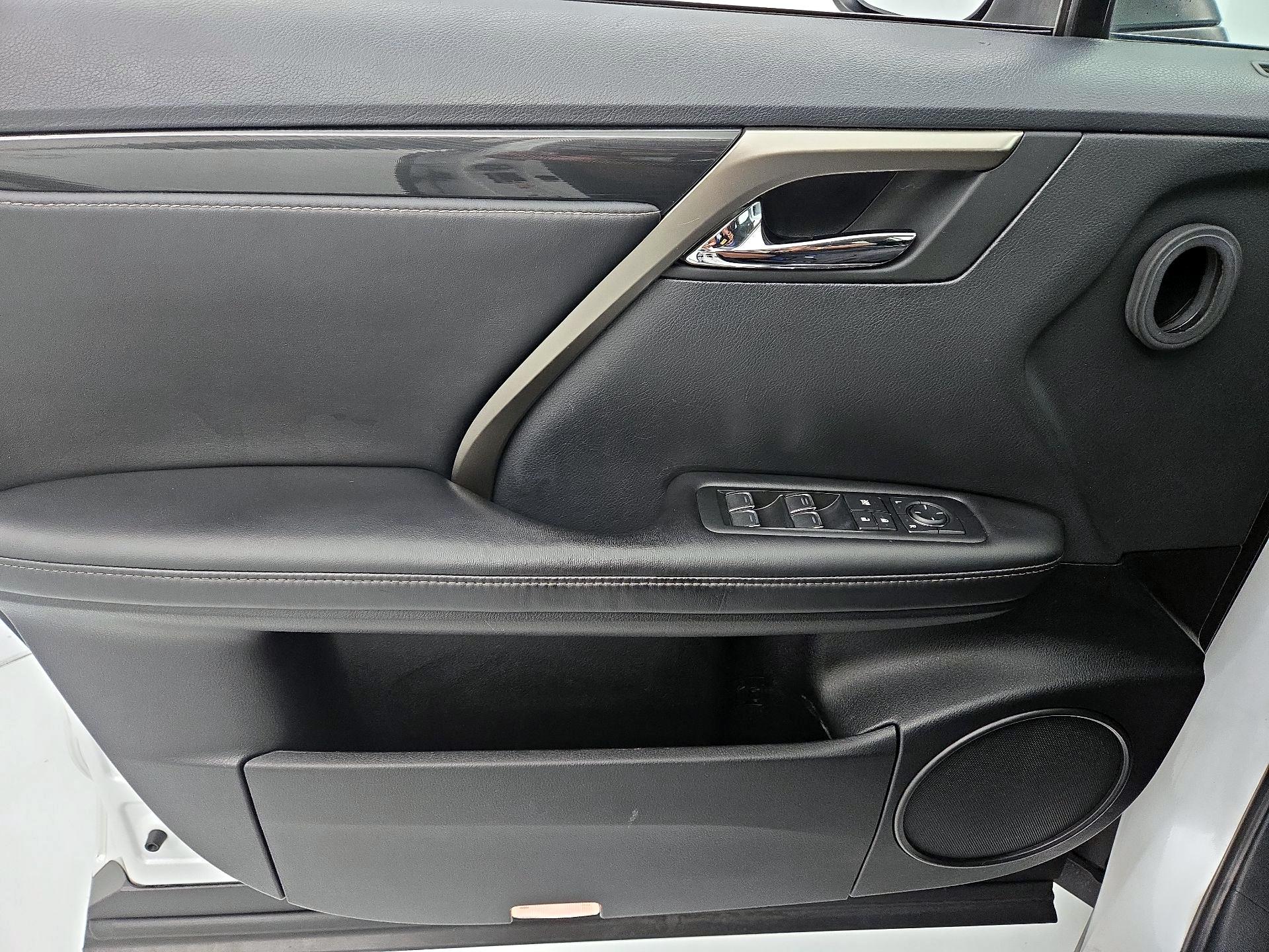 Thumbnail: 2018 Lexus RX - 12