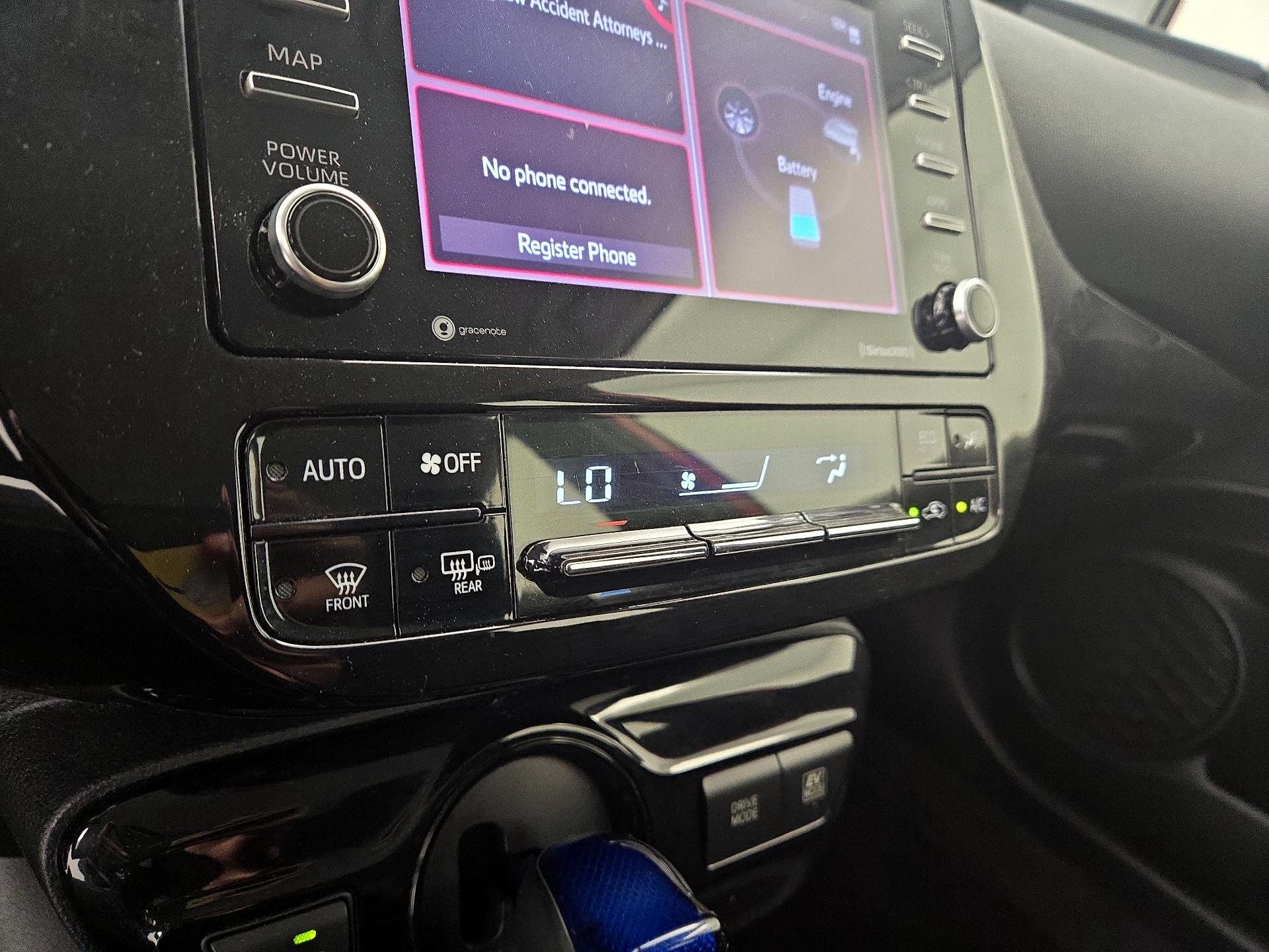 Thumbnail: 2021 Toyota Prius - 16