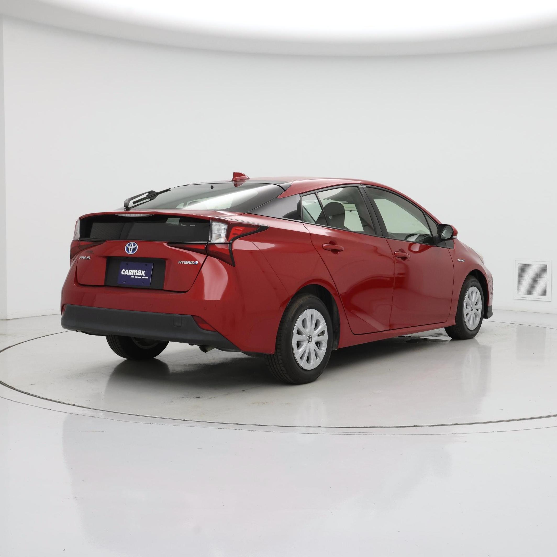 Thumbnail: 2021 Toyota Prius - 8