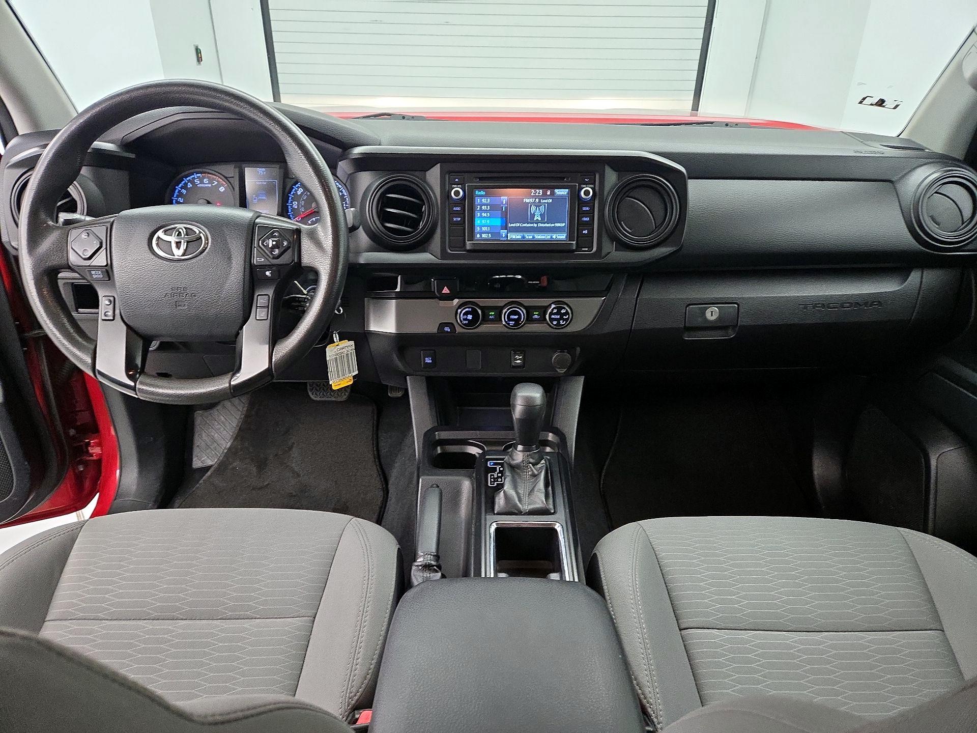Thumbnail: 2018 Toyota Tacoma - 9
