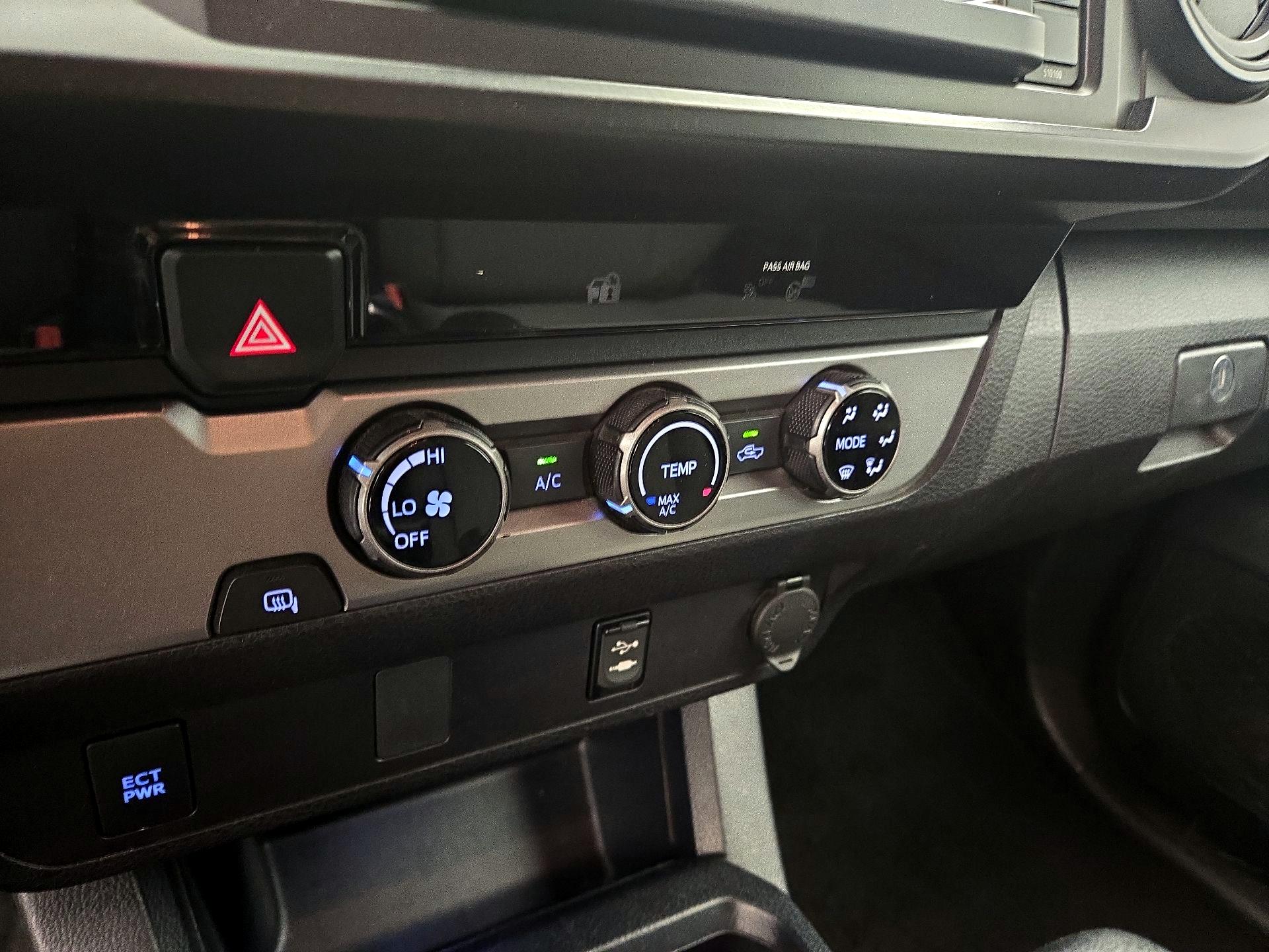 Thumbnail: 2018 Toyota Tacoma - 16