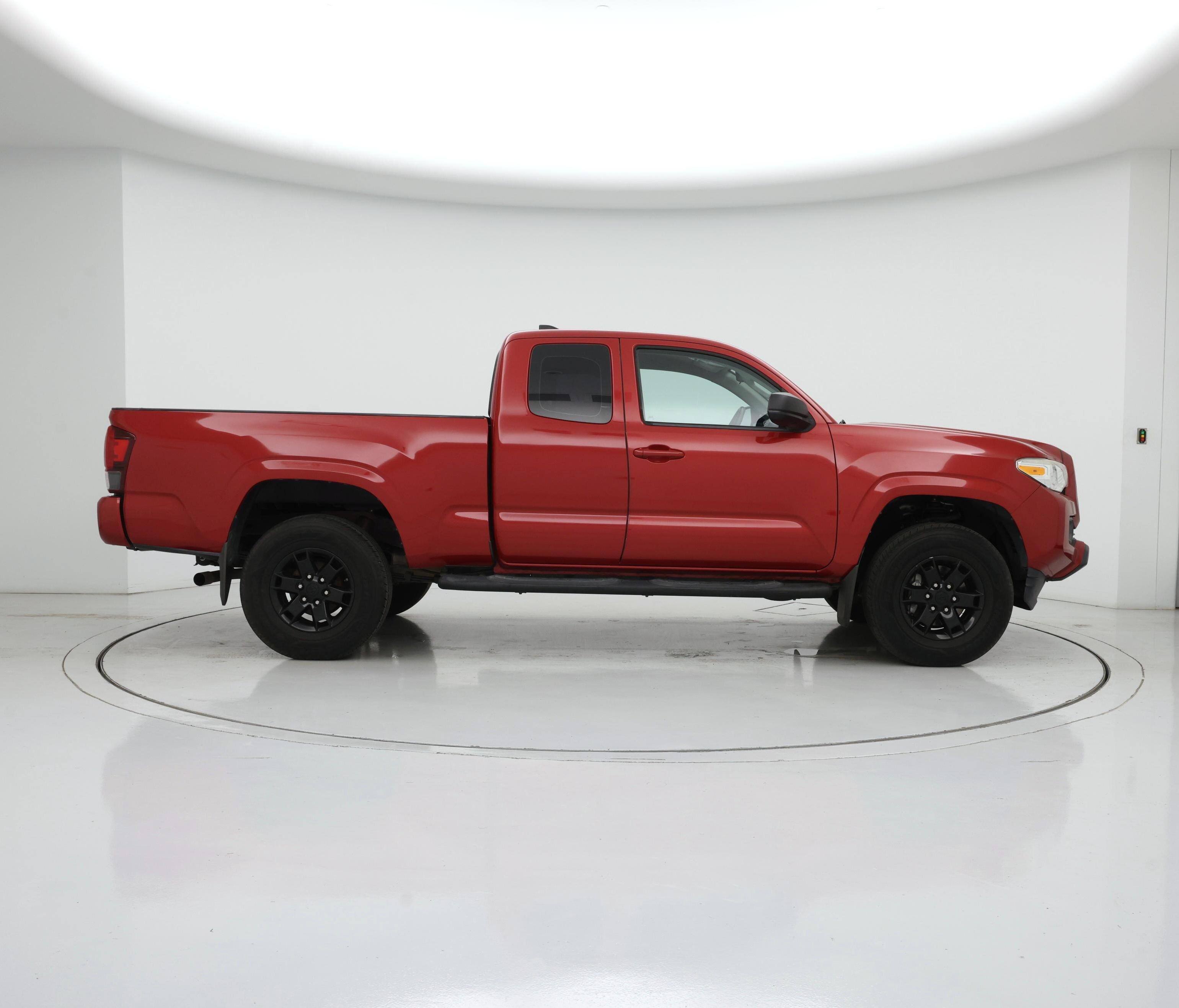 Thumbnail: 2018 Toyota Tacoma - 7