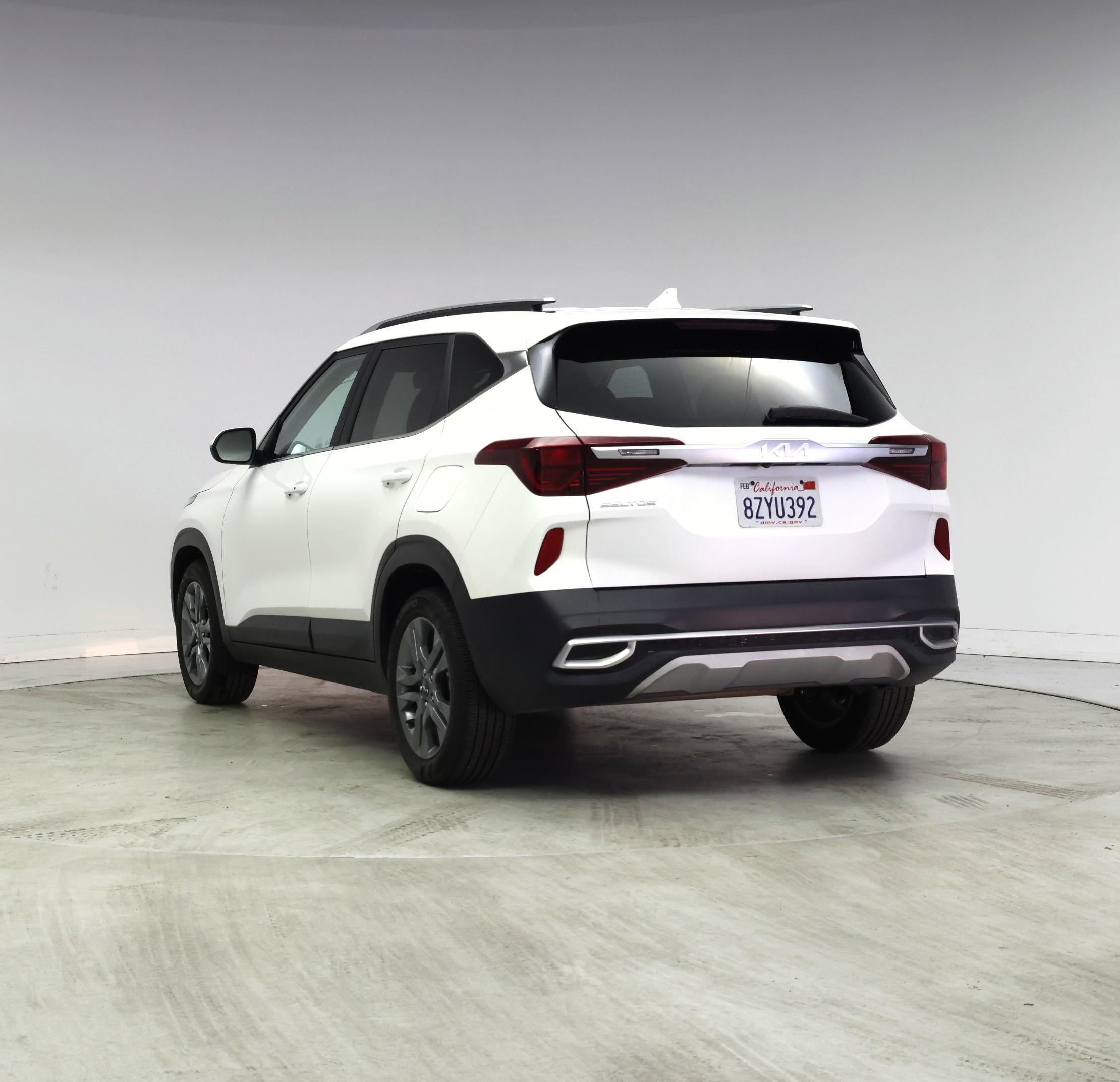 Thumbnail: 2022 Kia Seltos - 2