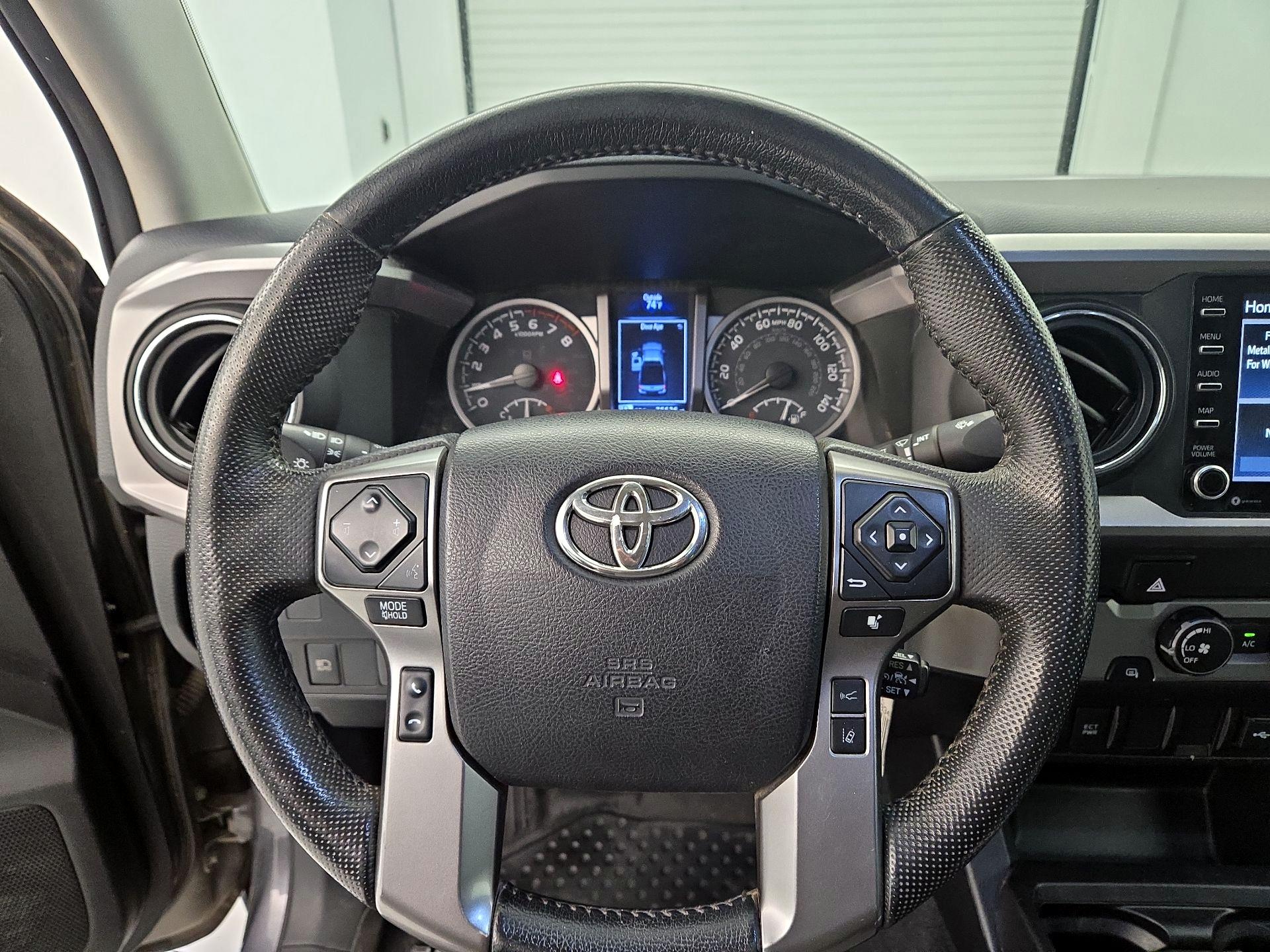 Thumbnail: 2021 Toyota Tacoma - 10