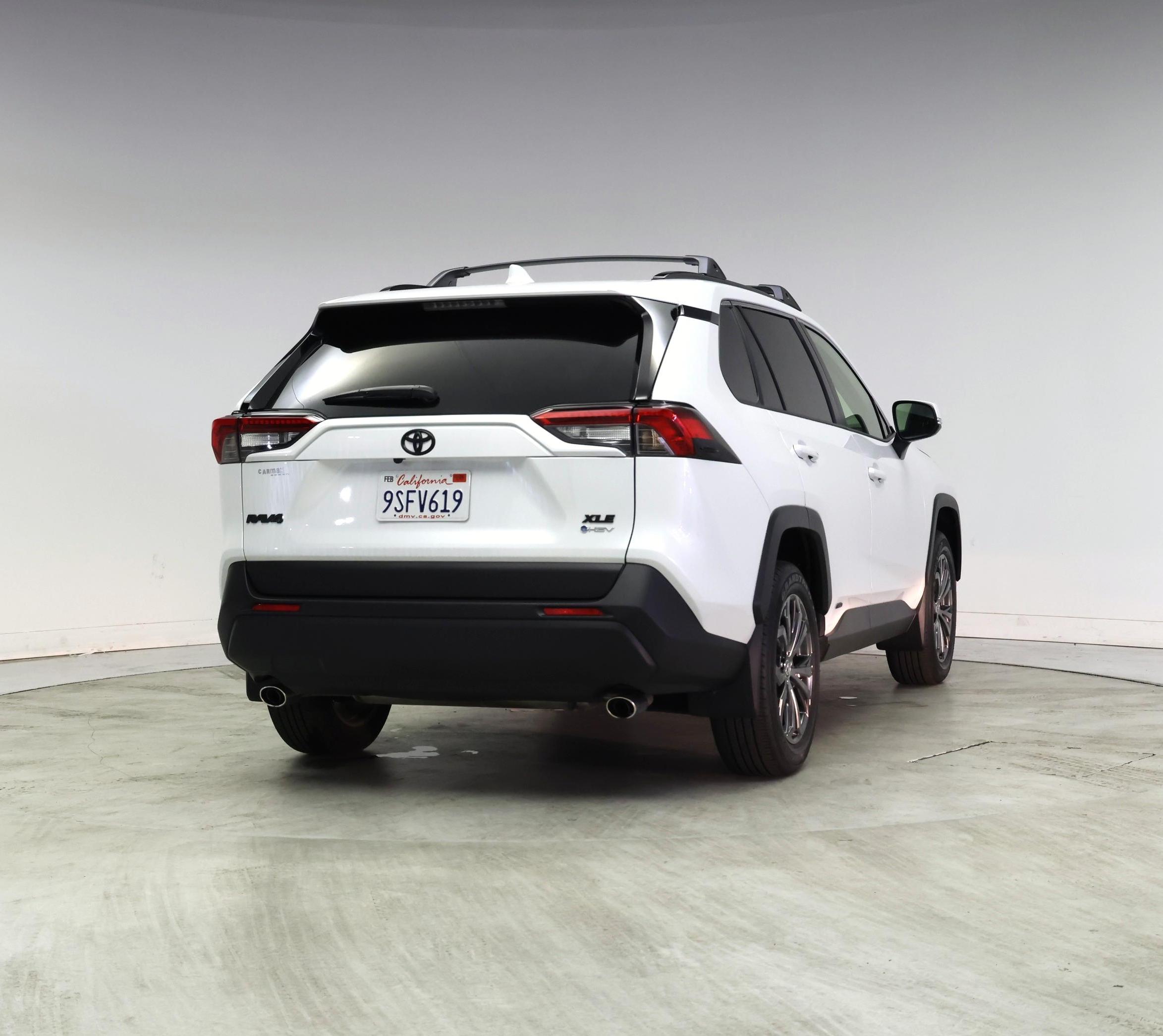 Thumbnail: 2025 Toyota RAV4 - 8