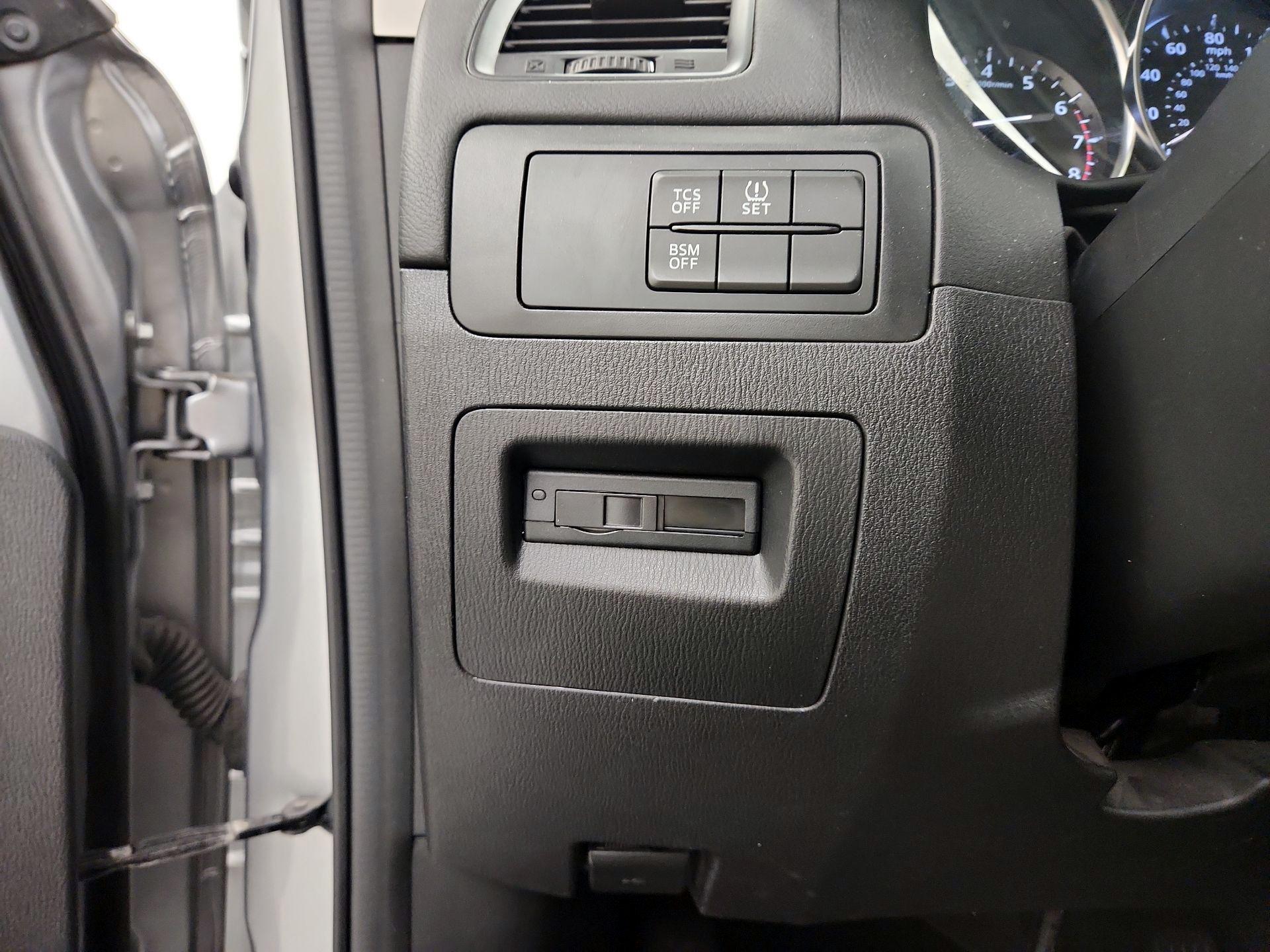 Thumbnail: 2014 Mazda CX-5 - 13