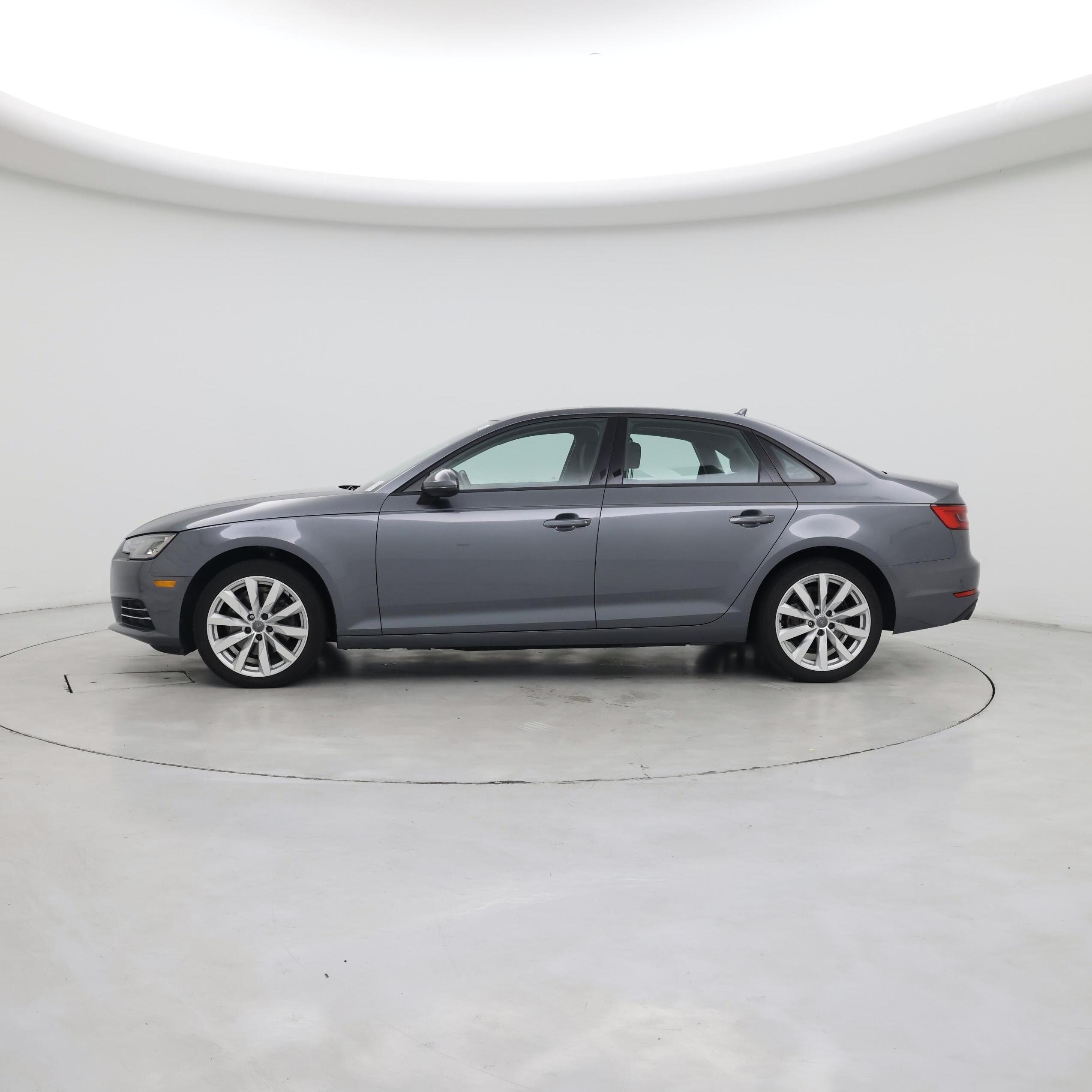 Thumbnail: 2017 Audi A4 - 3