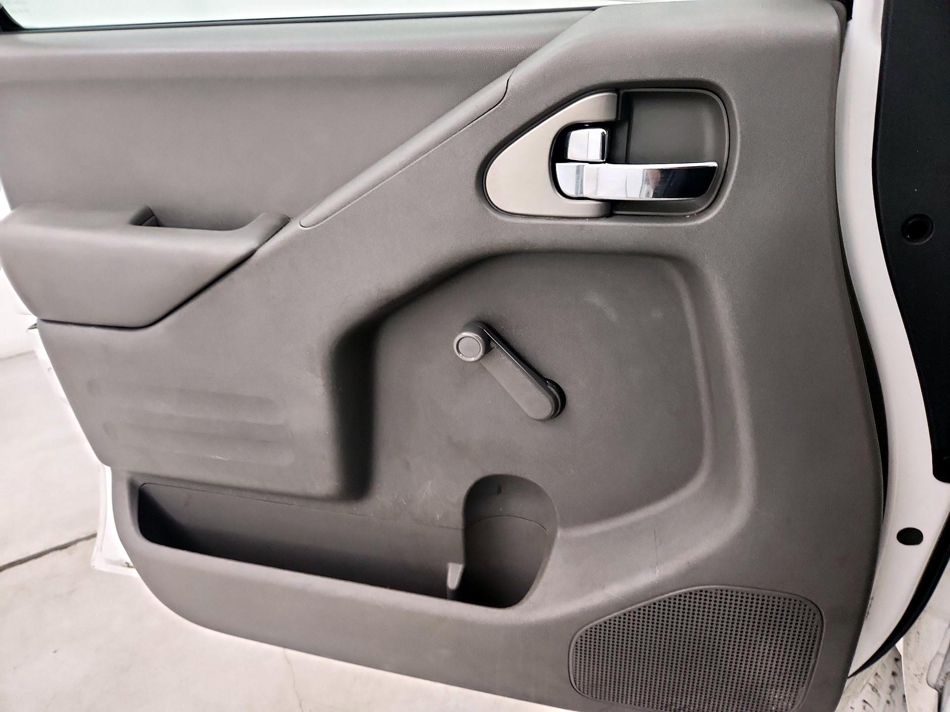Thumbnail: 2017 Nissan Frontier - 12