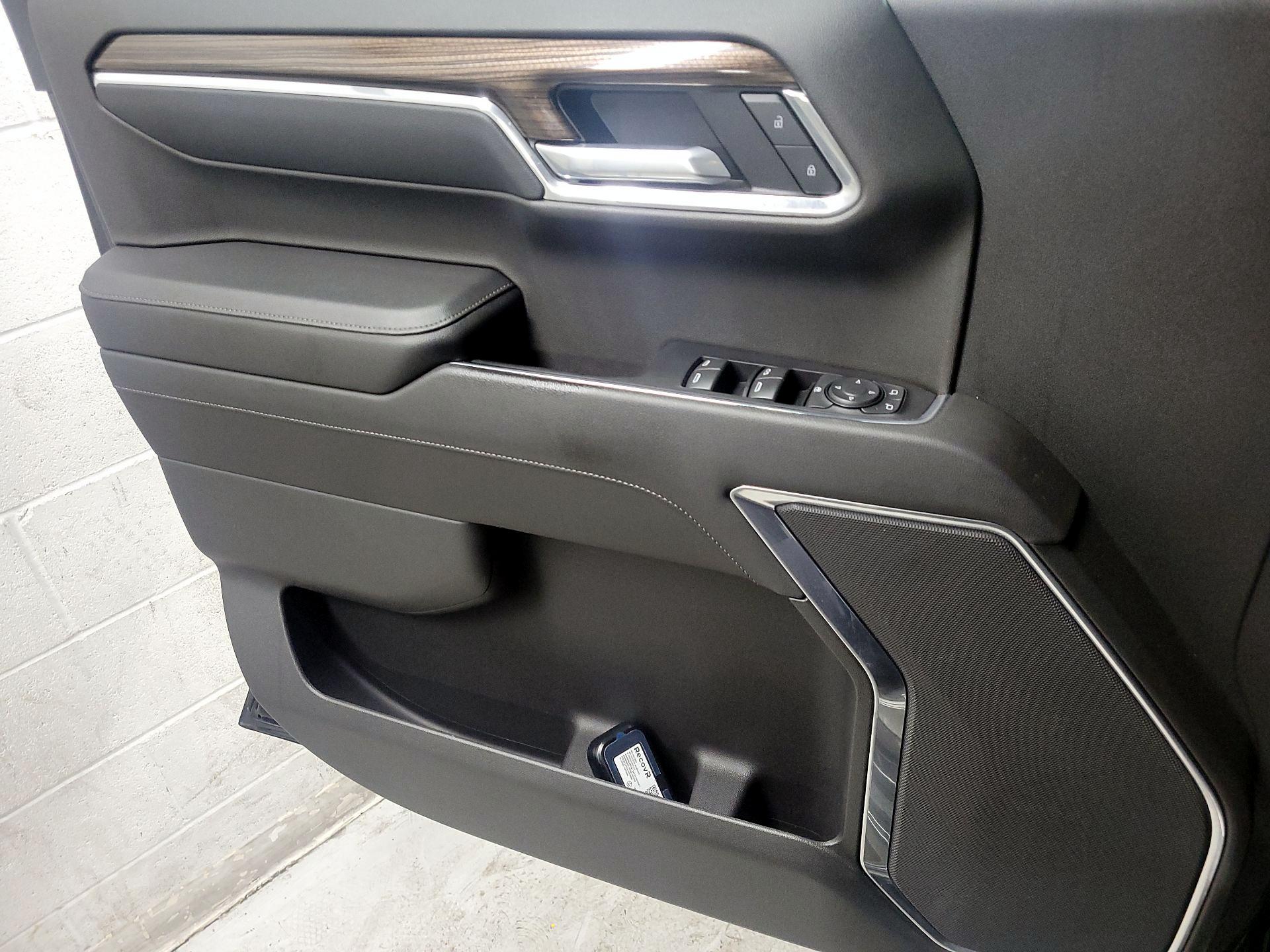 Thumbnail: 2022 Chevrolet Silverado 1500 - 12