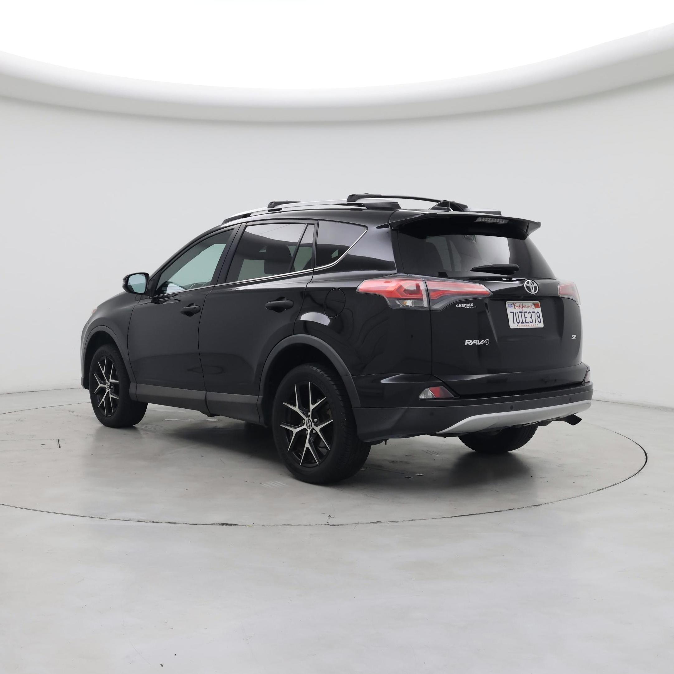 Thumbnail: 2016 Toyota RAV4 - 2