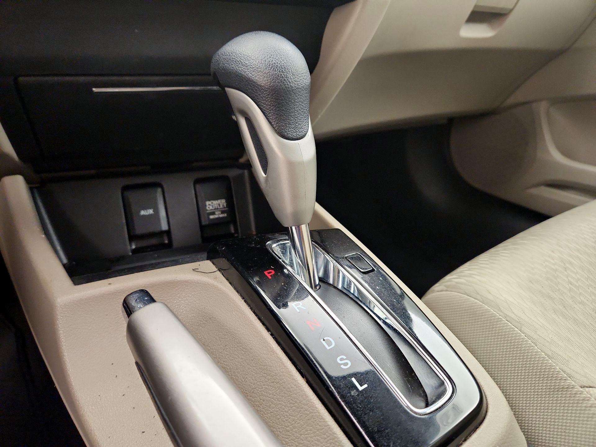 Thumbnail: 2015 Honda Civic - 17