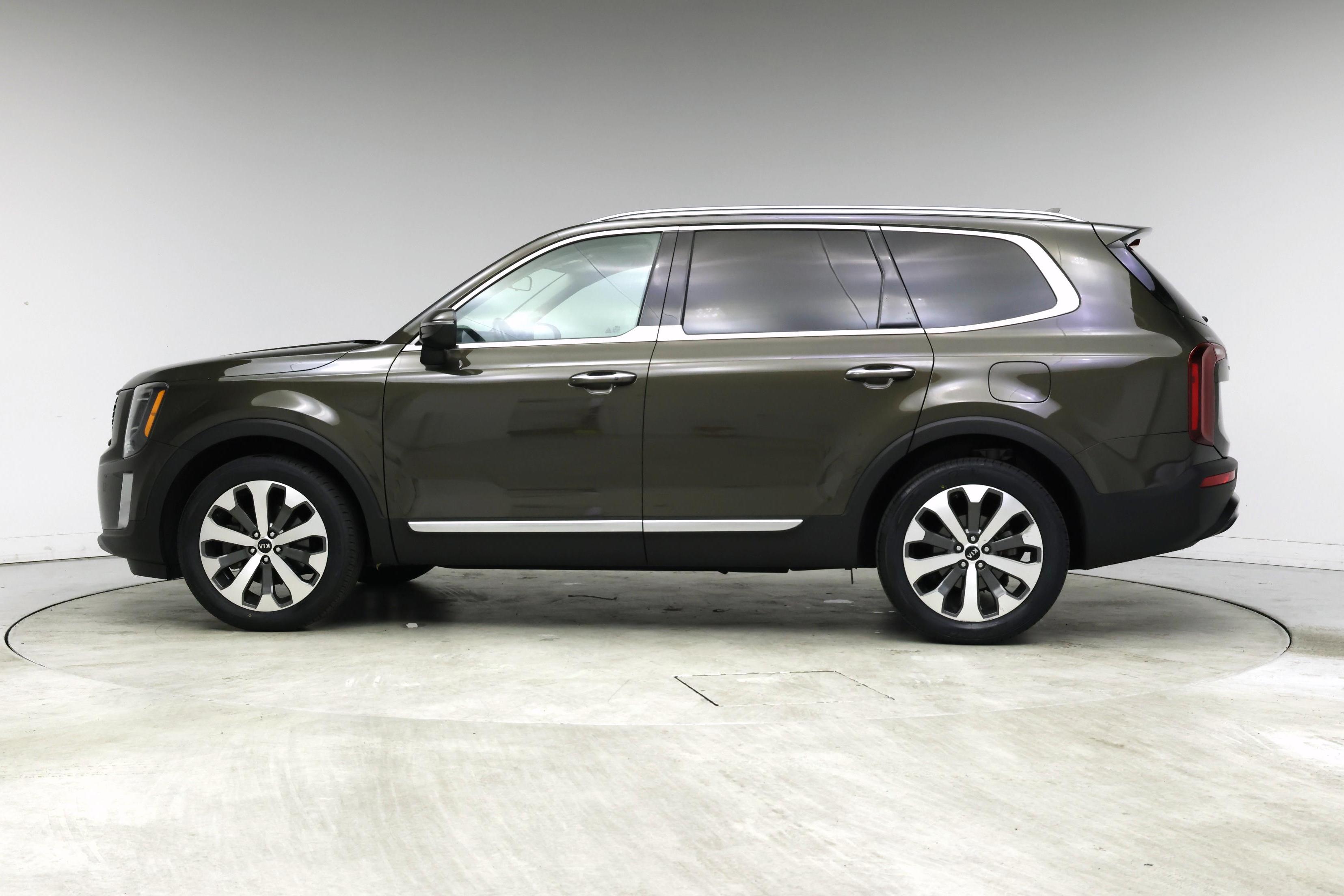 Thumbnail: 2021 Kia Telluride - 3