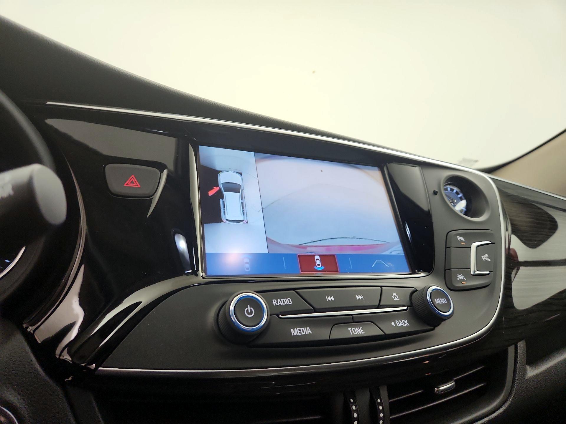 Thumbnail: 2018 Buick Envision - 15