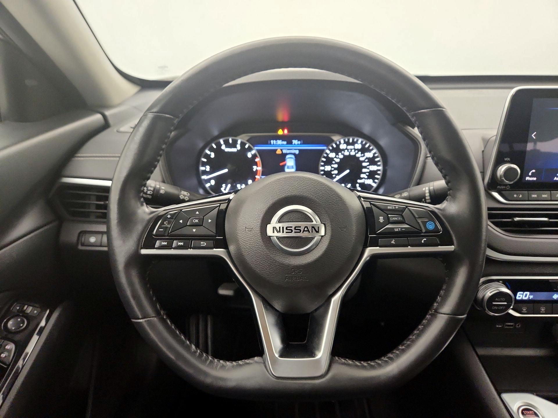 Thumbnail: 2020 Nissan Altima - 10