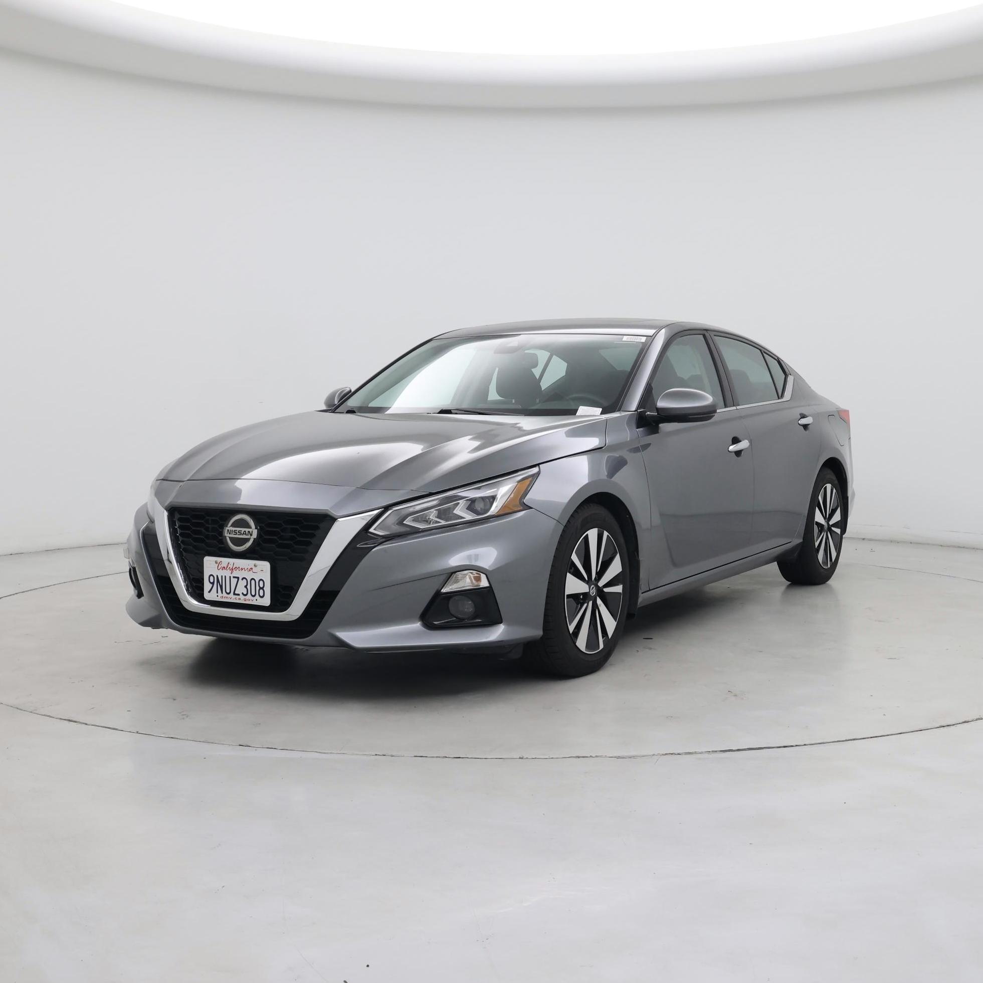 Thumbnail: 2020 Nissan Altima - 4