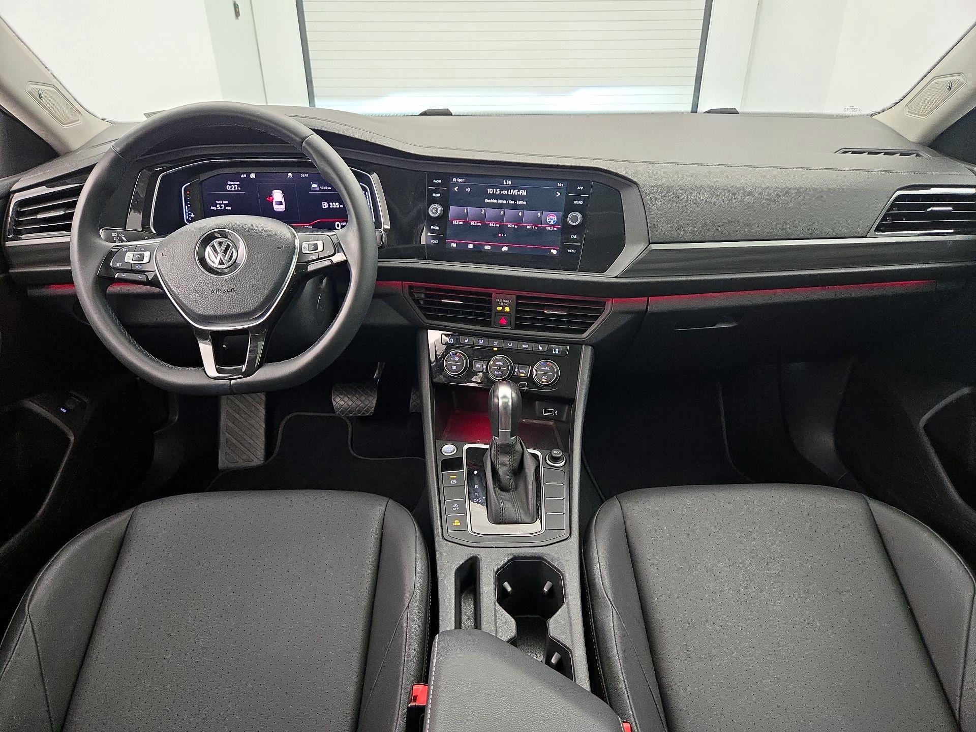 Thumbnail: 2019 Volkswagen Jetta - 9