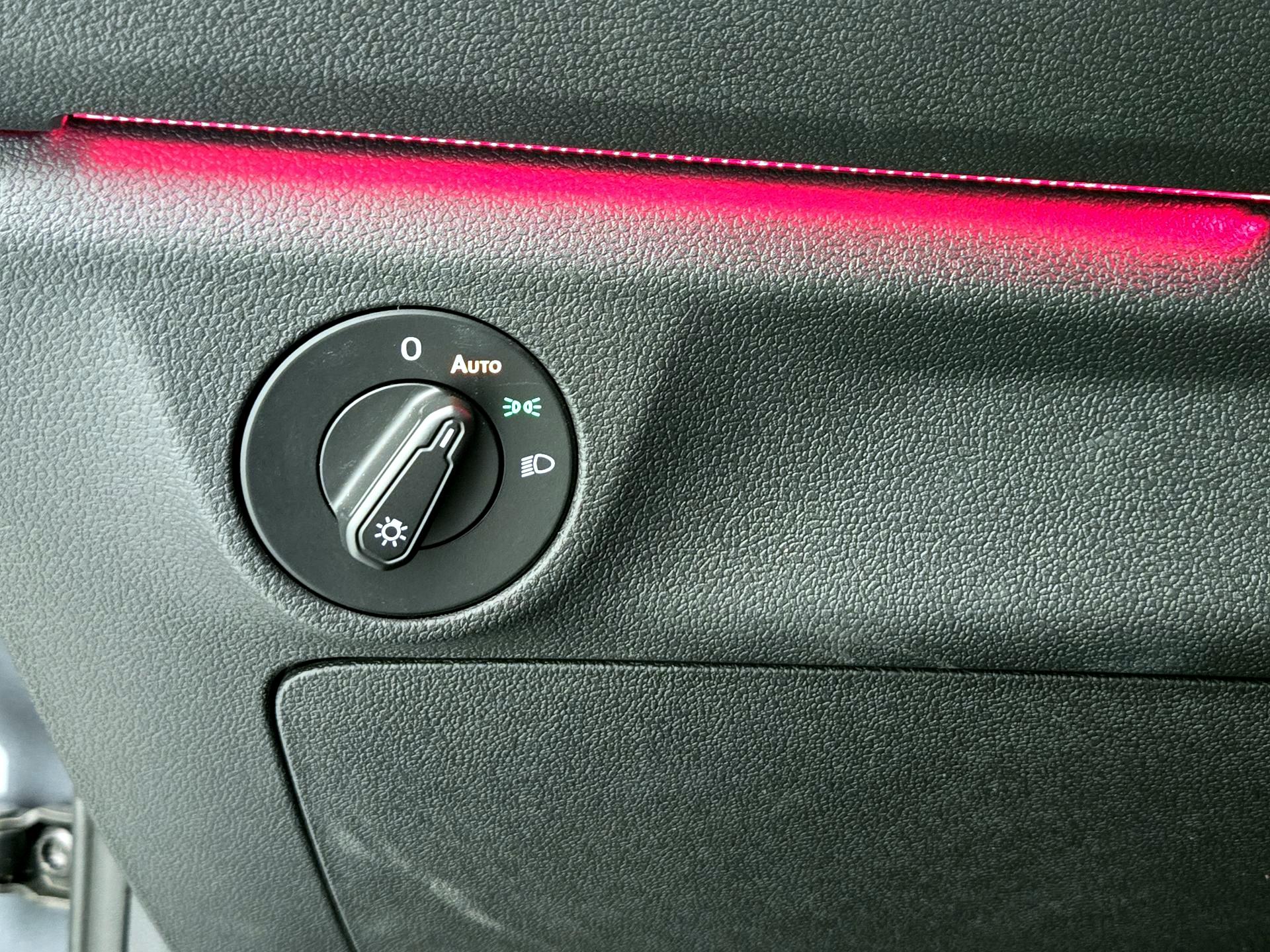 Thumbnail: 2019 Volkswagen Jetta - 13