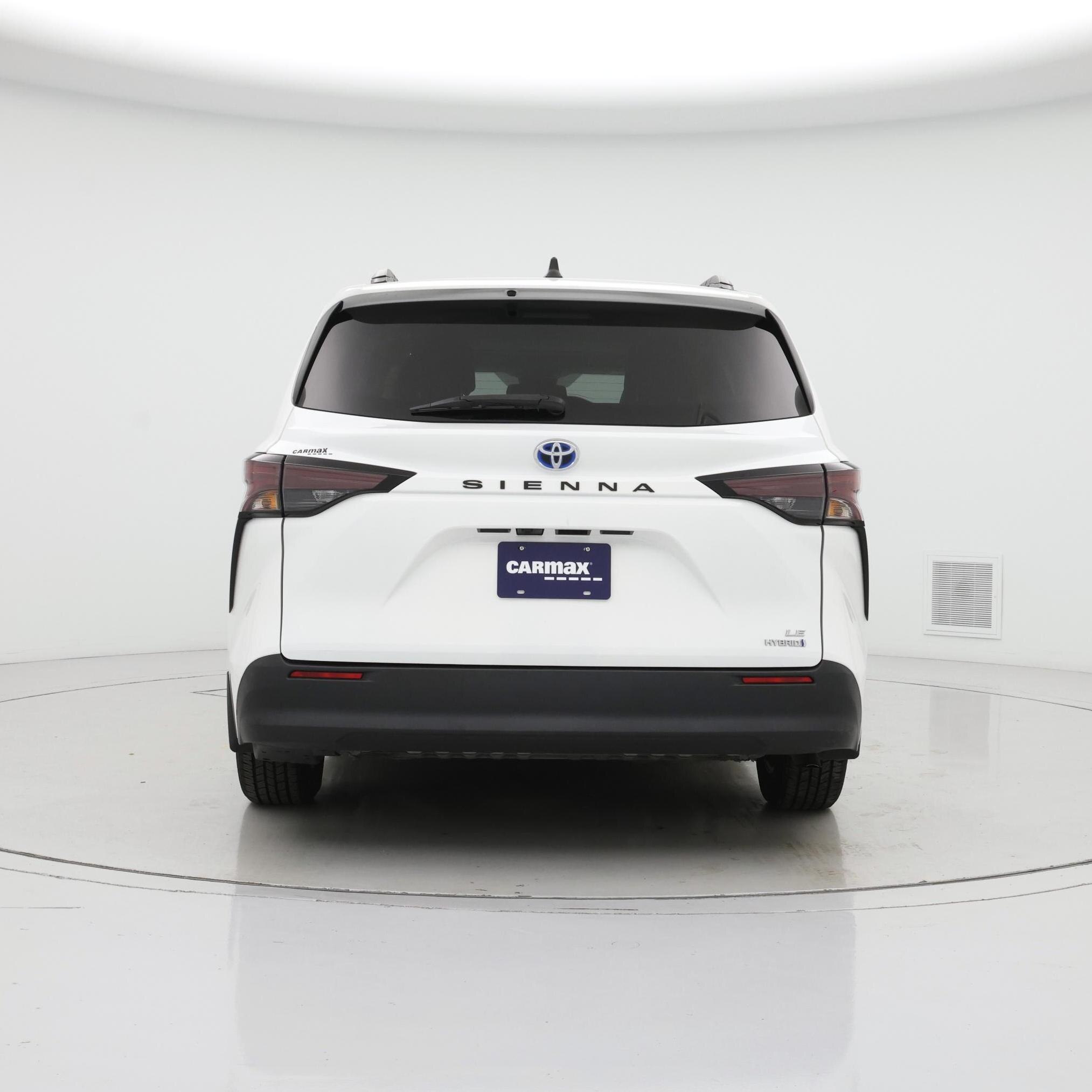Thumbnail: 2023 Toyota Sienna - 6