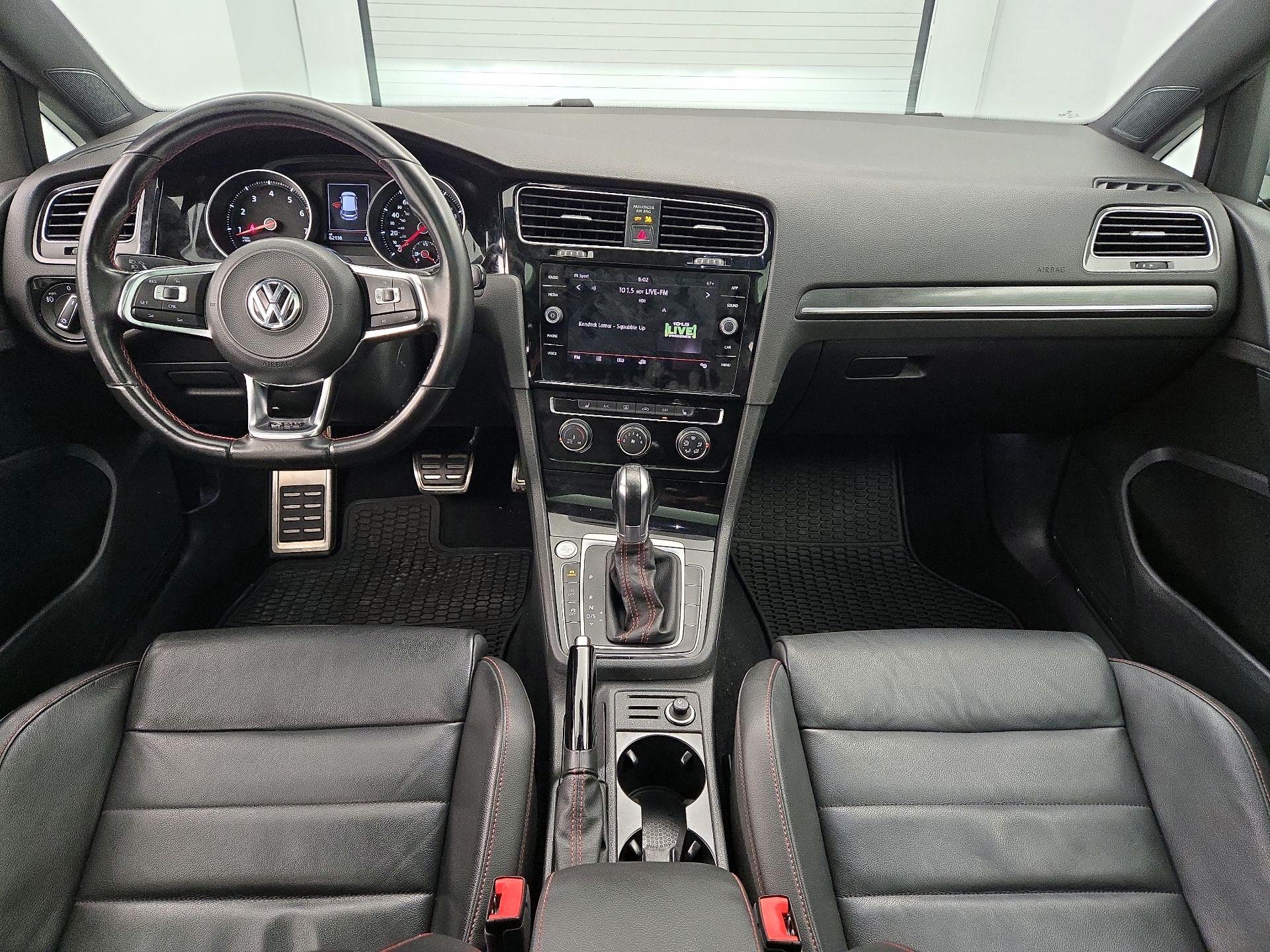 Thumbnail: 2018 Volkswagen Golf - 9