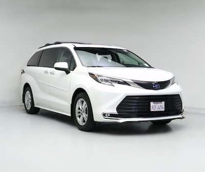 2022 Toyota Sienna XLE