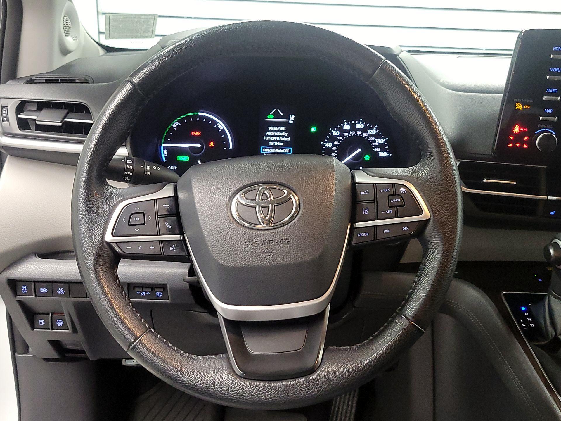 Thumbnail: 2022 Toyota Sienna - 10