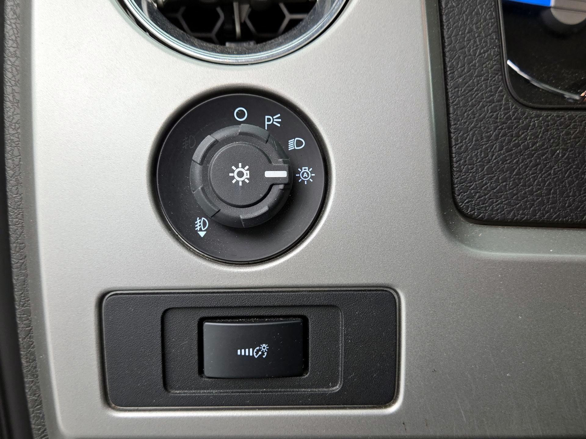 Thumbnail: 2014 Ford F-150 - 13