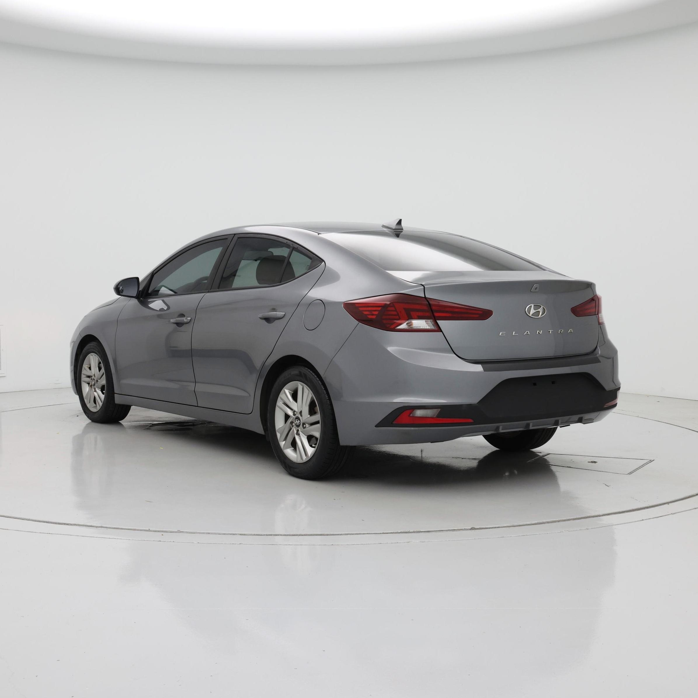 Thumbnail: 2019 Hyundai Elantra - 2