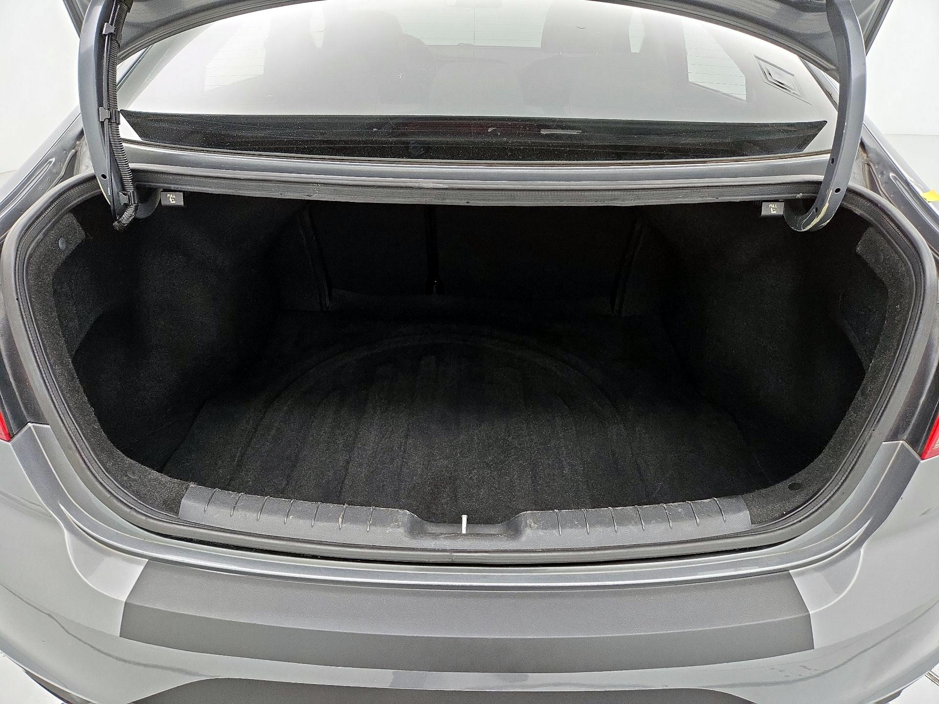 Thumbnail: 2019 Hyundai Elantra - 20