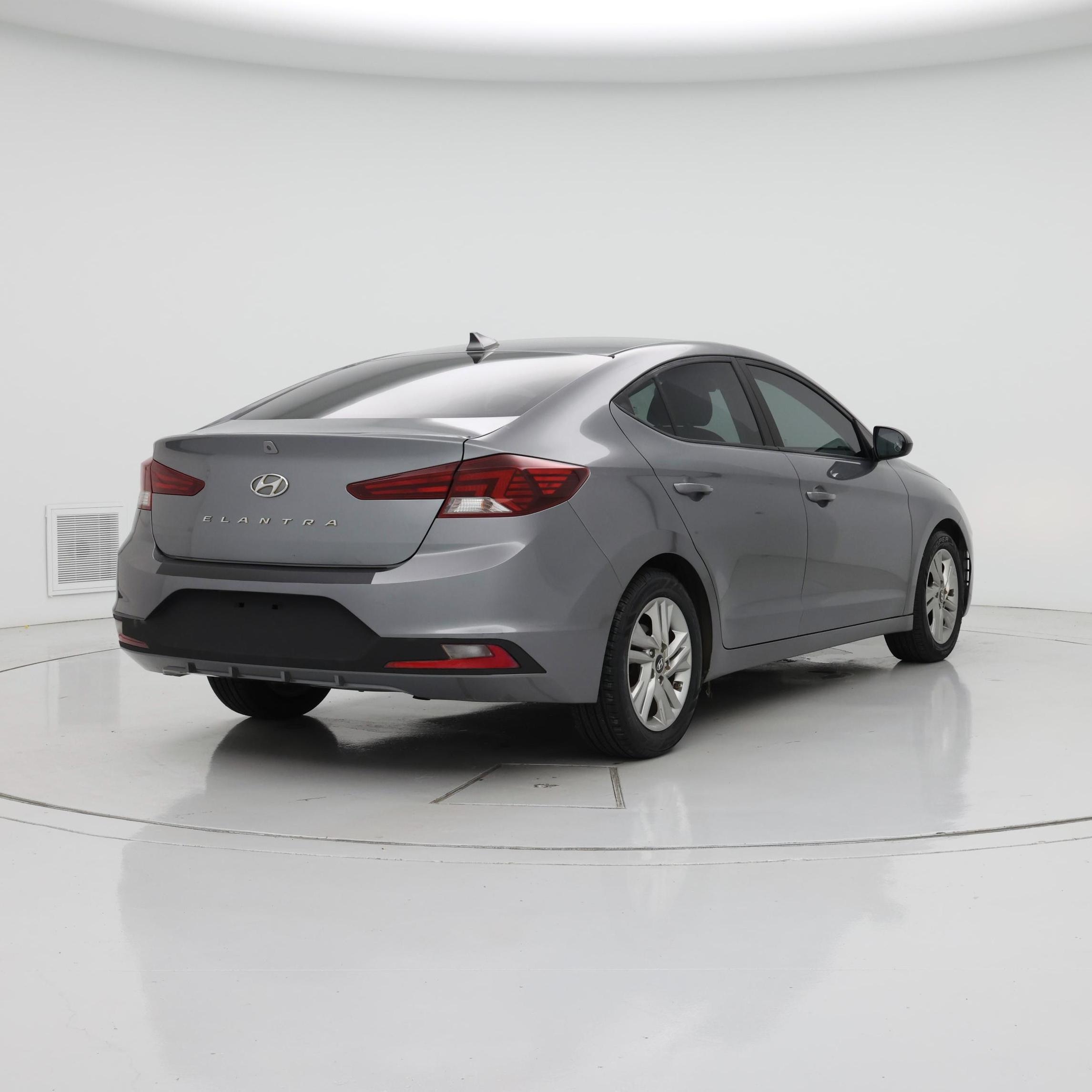 Thumbnail: 2019 Hyundai Elantra - 8