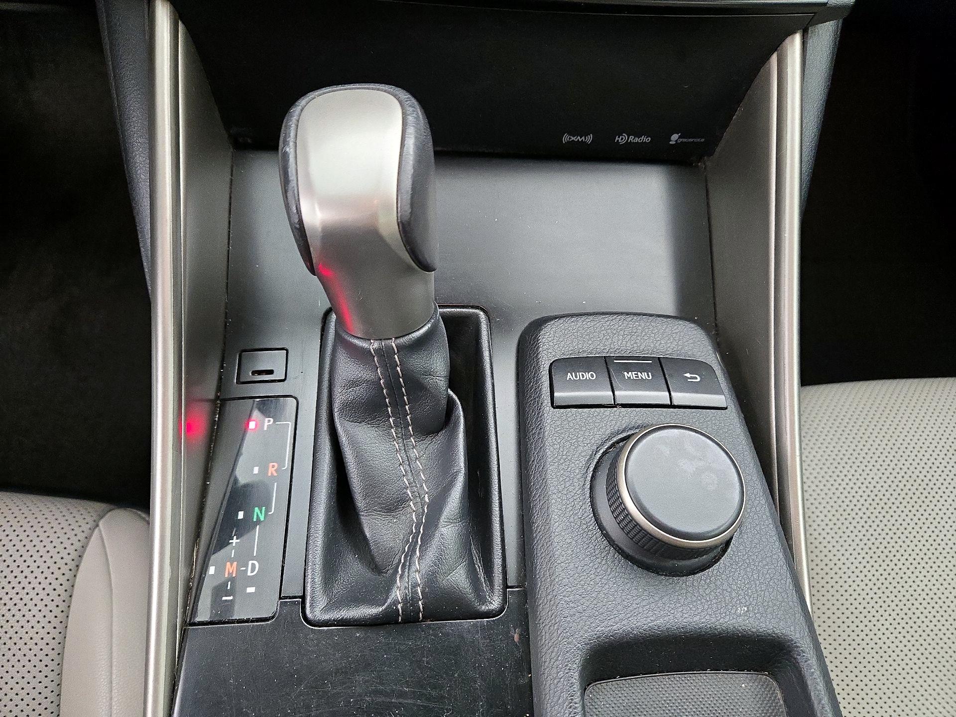 Thumbnail: 2014 Lexus IS - 16