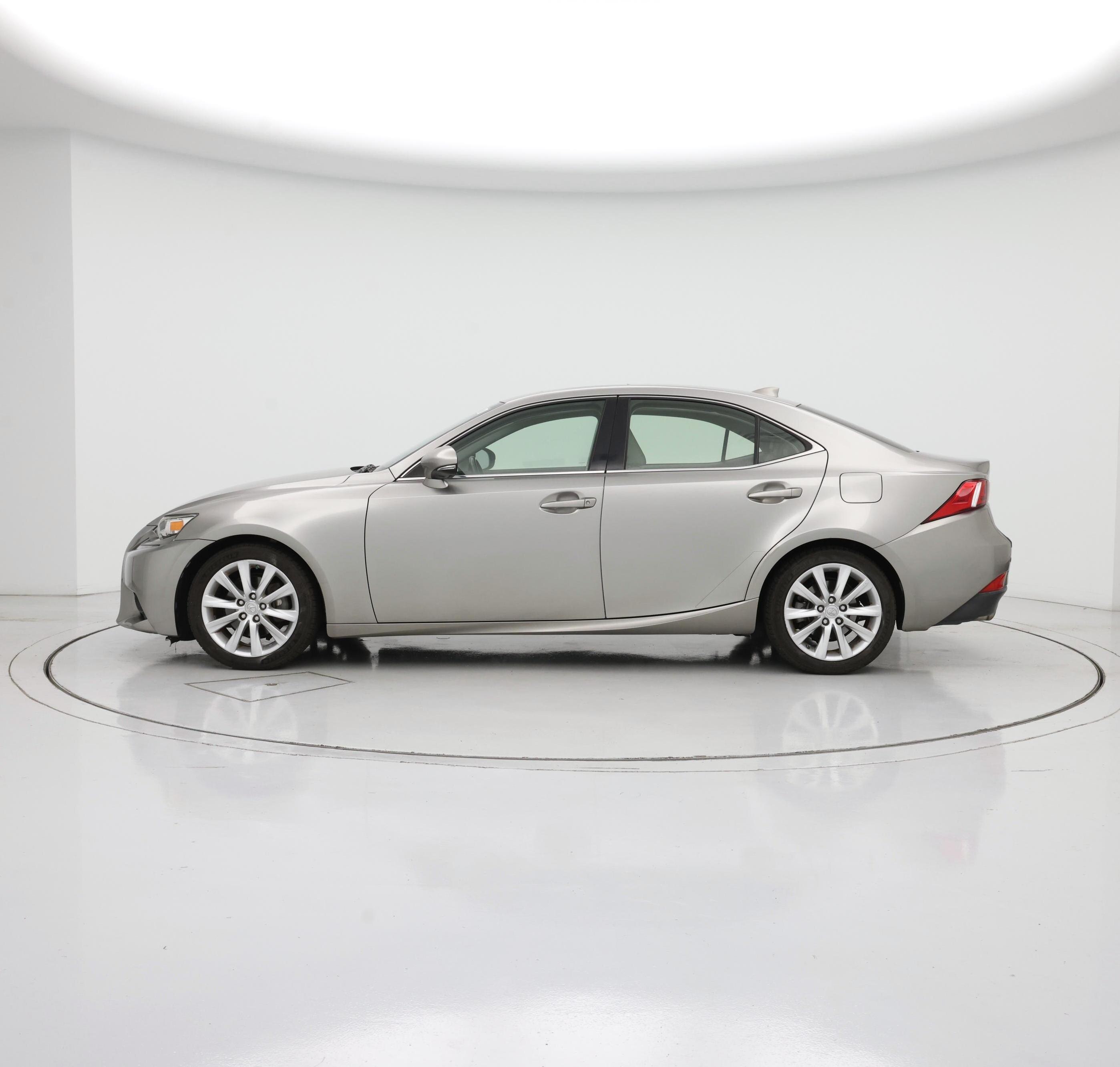Thumbnail: 2014 Lexus IS - 3