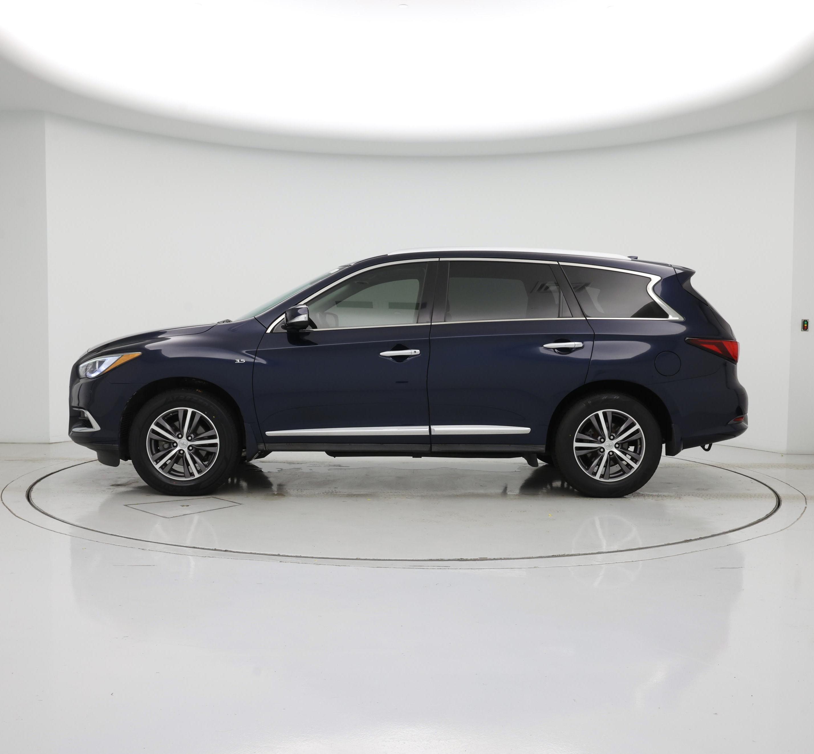 Thumbnail: 2017 INFINITI QX60 - 3