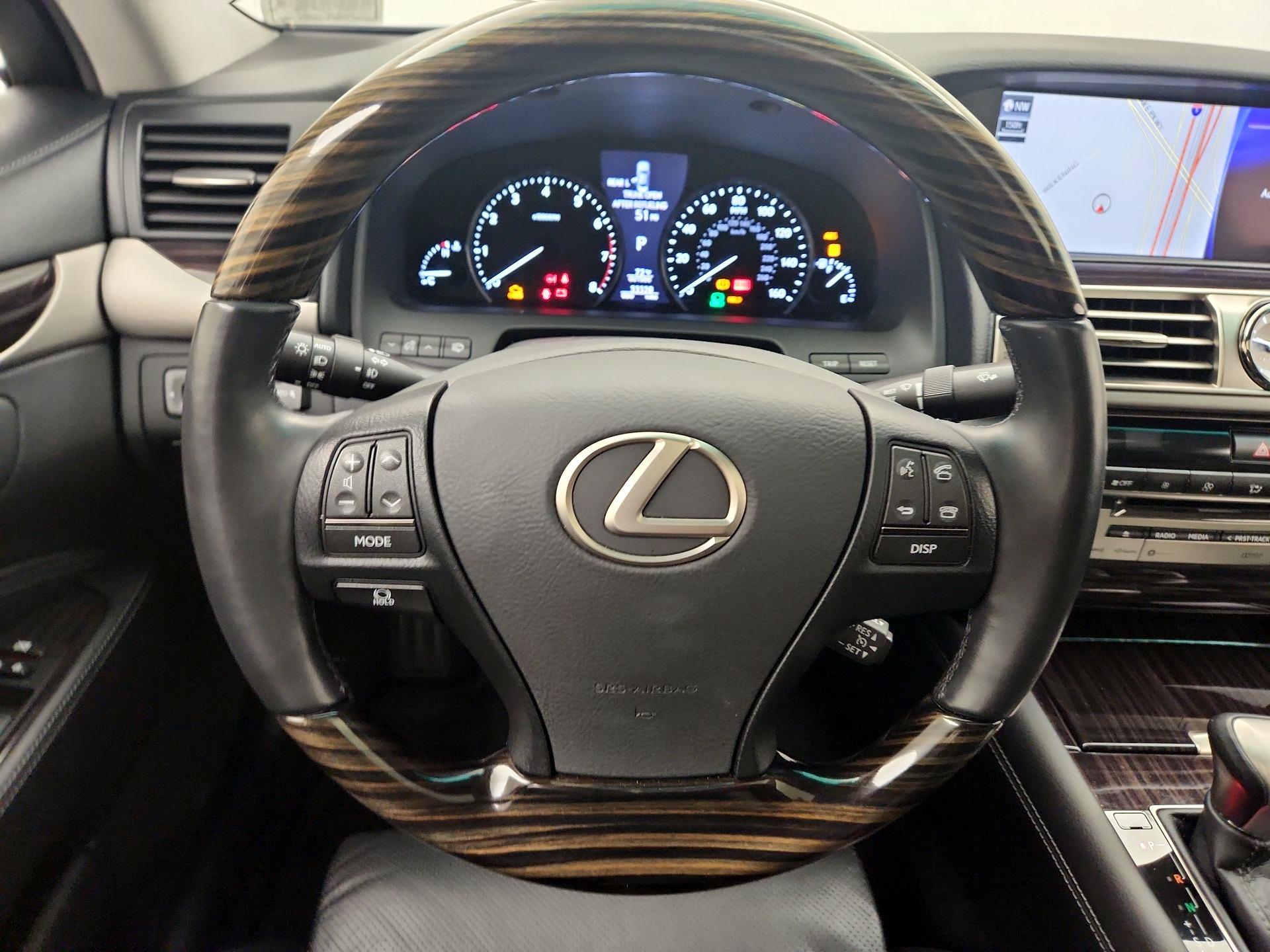 Thumbnail: 2016 Lexus LS - 10