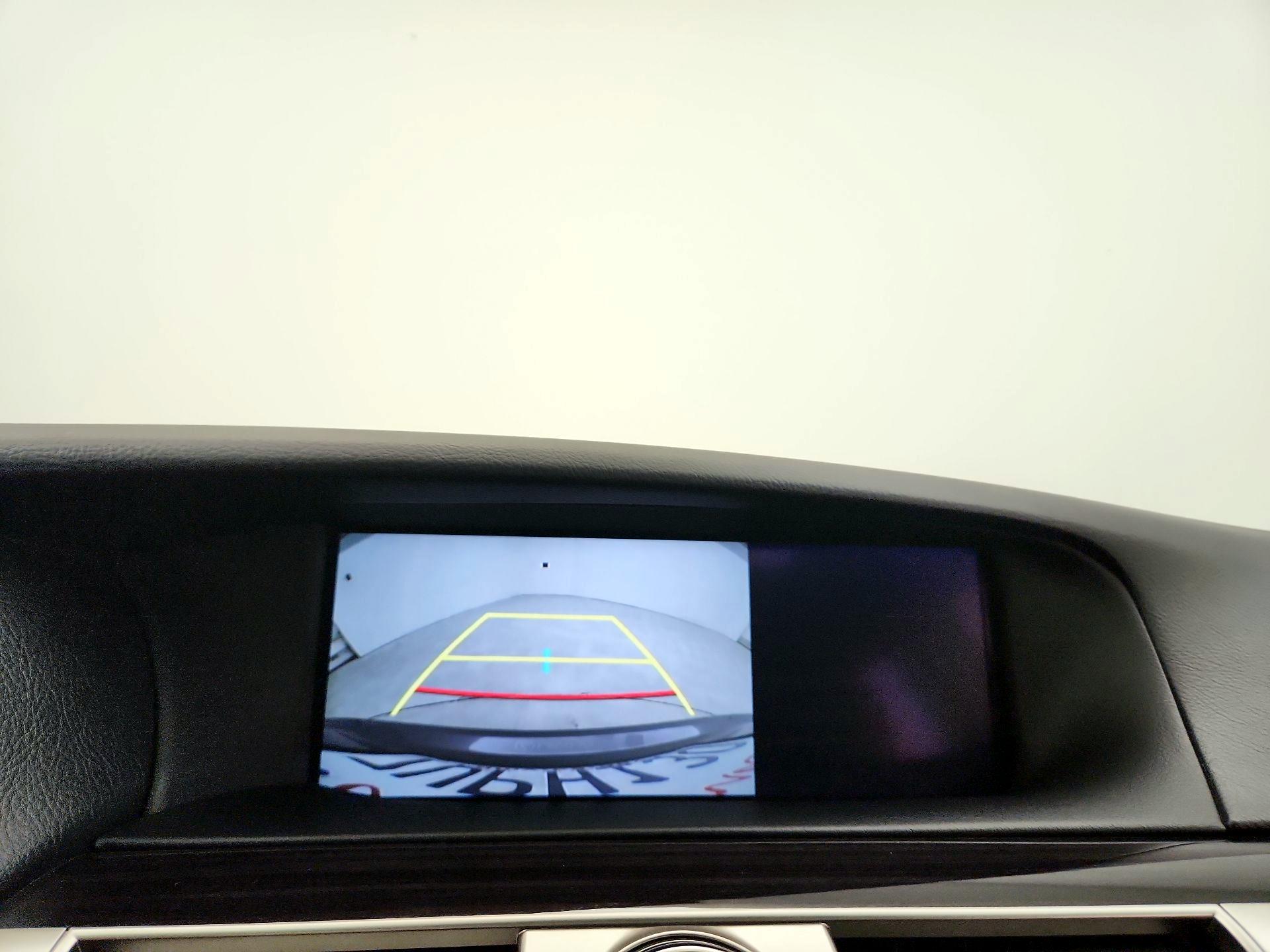 Thumbnail: 2016 Lexus LS - 15
