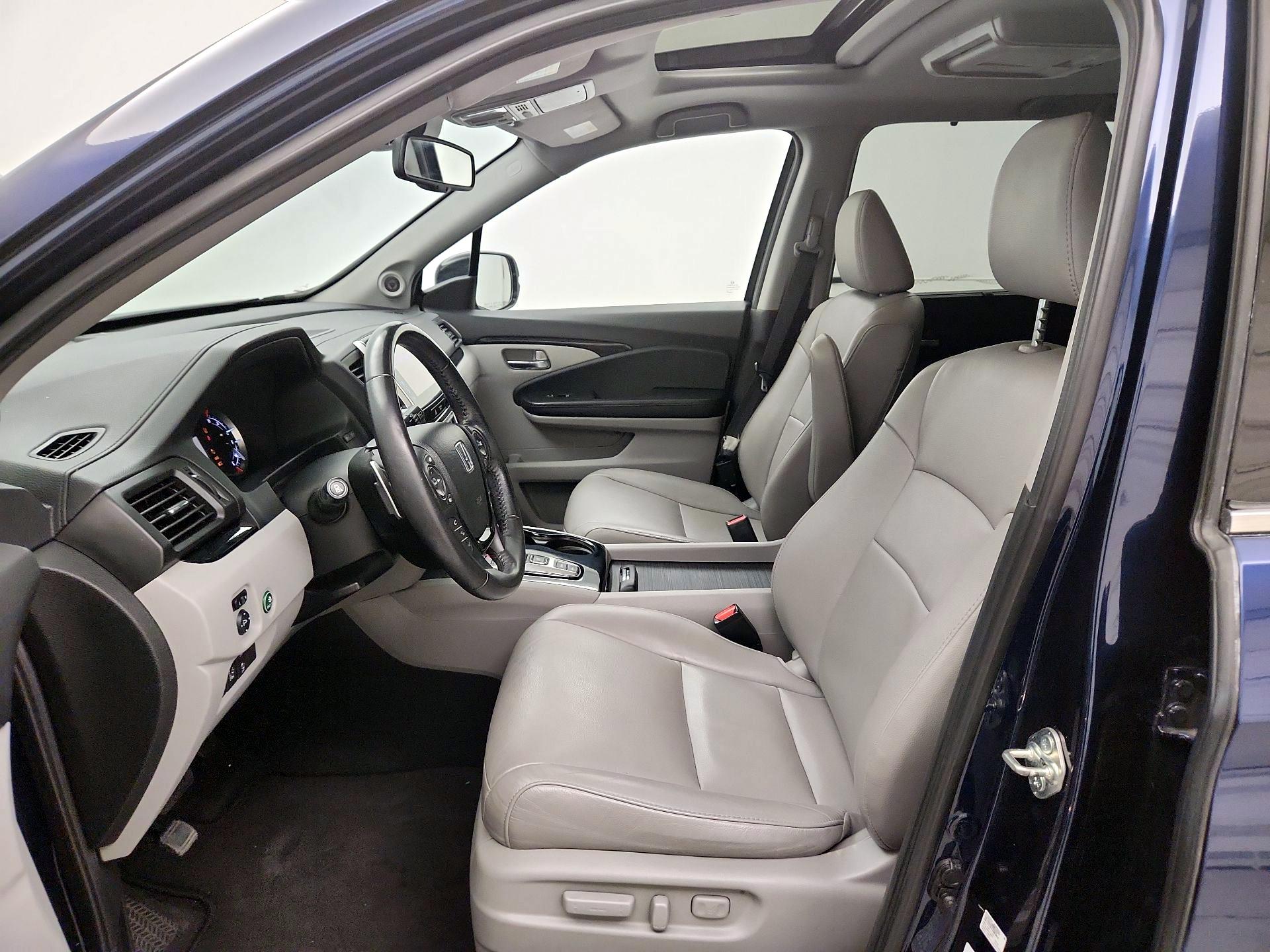 Thumbnail: 2018 Honda Pilot - 11