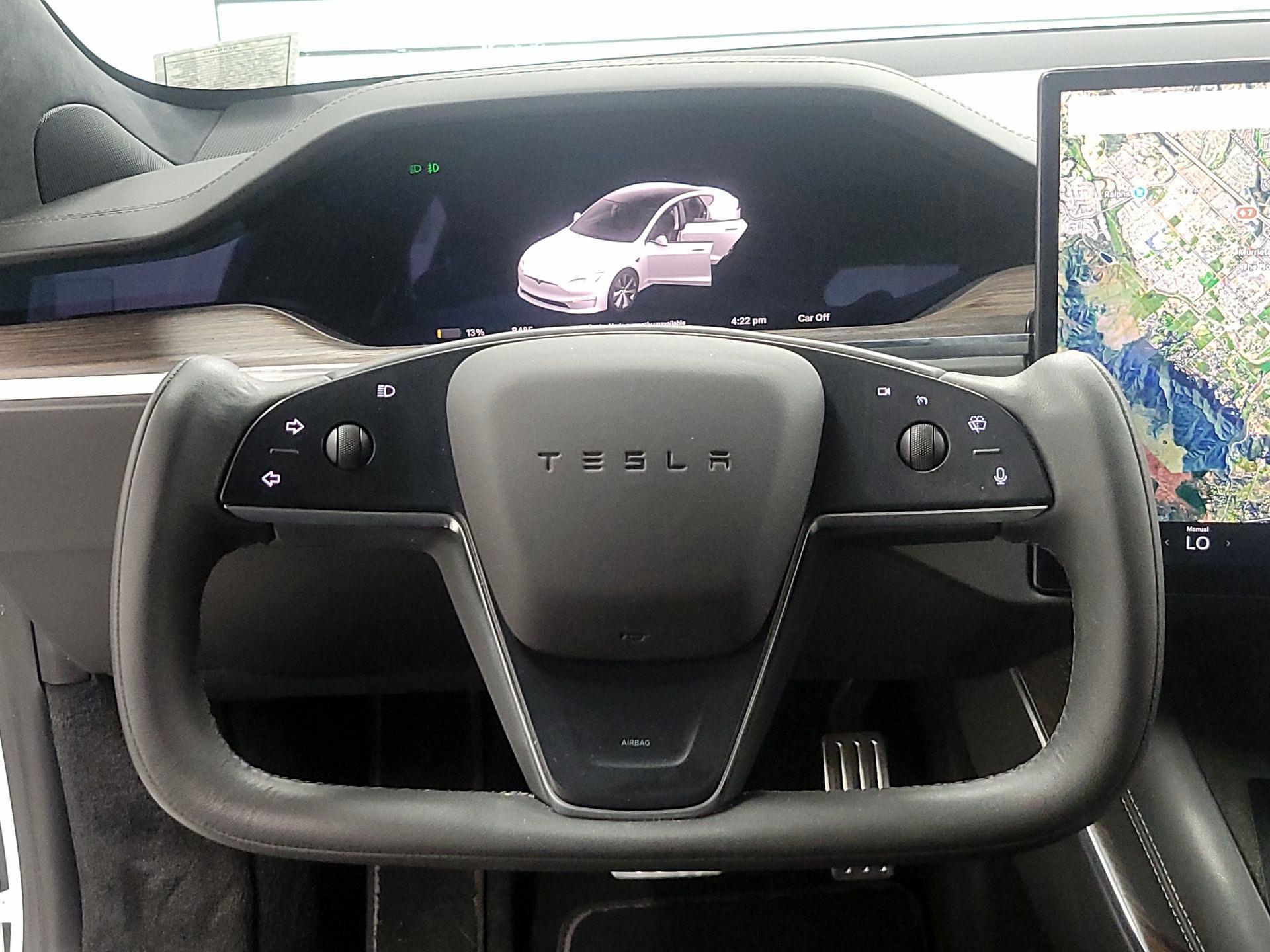 Thumbnail: 2022 Tesla Model S - 10