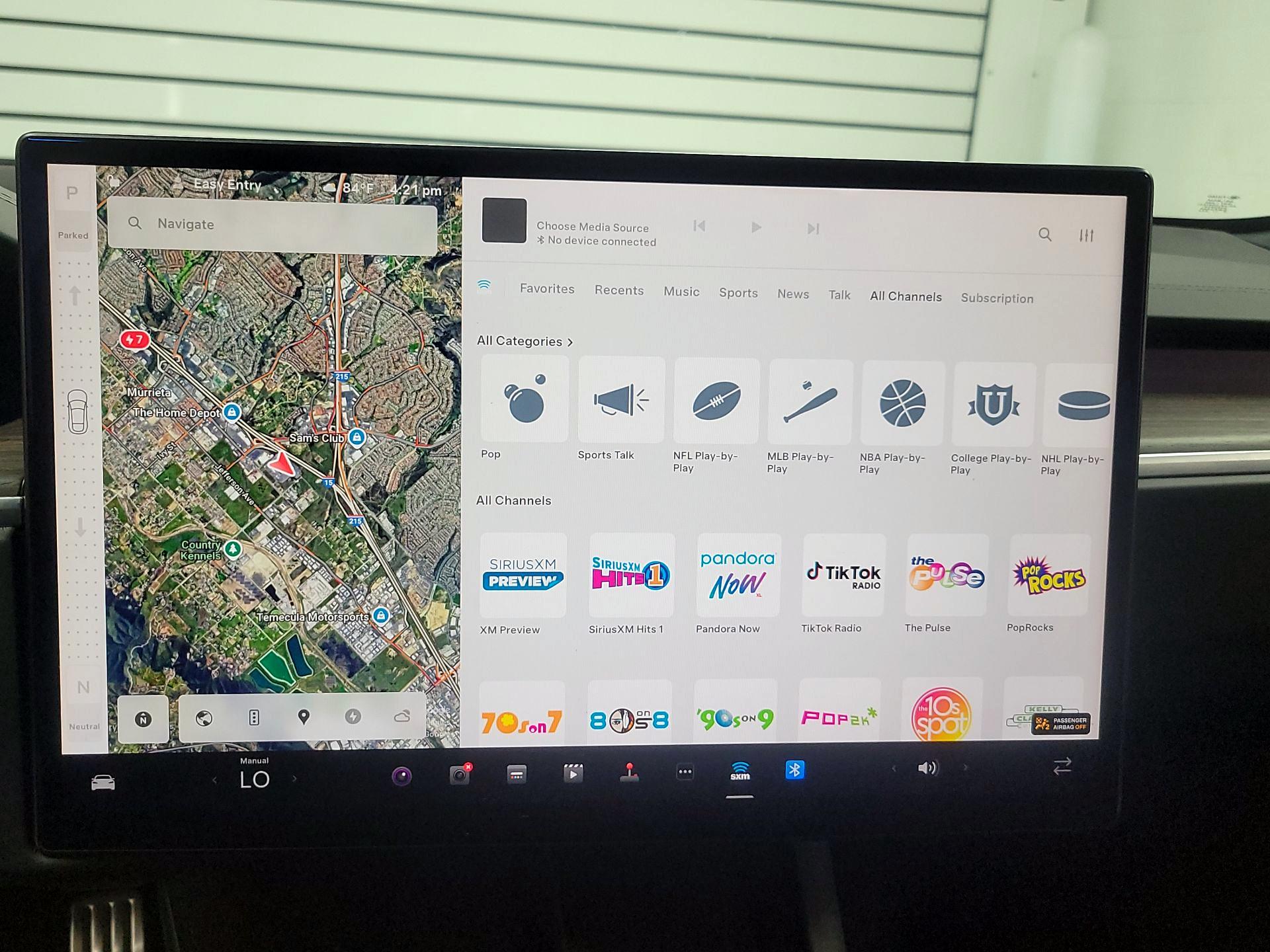 Thumbnail: 2022 Tesla Model S - 15