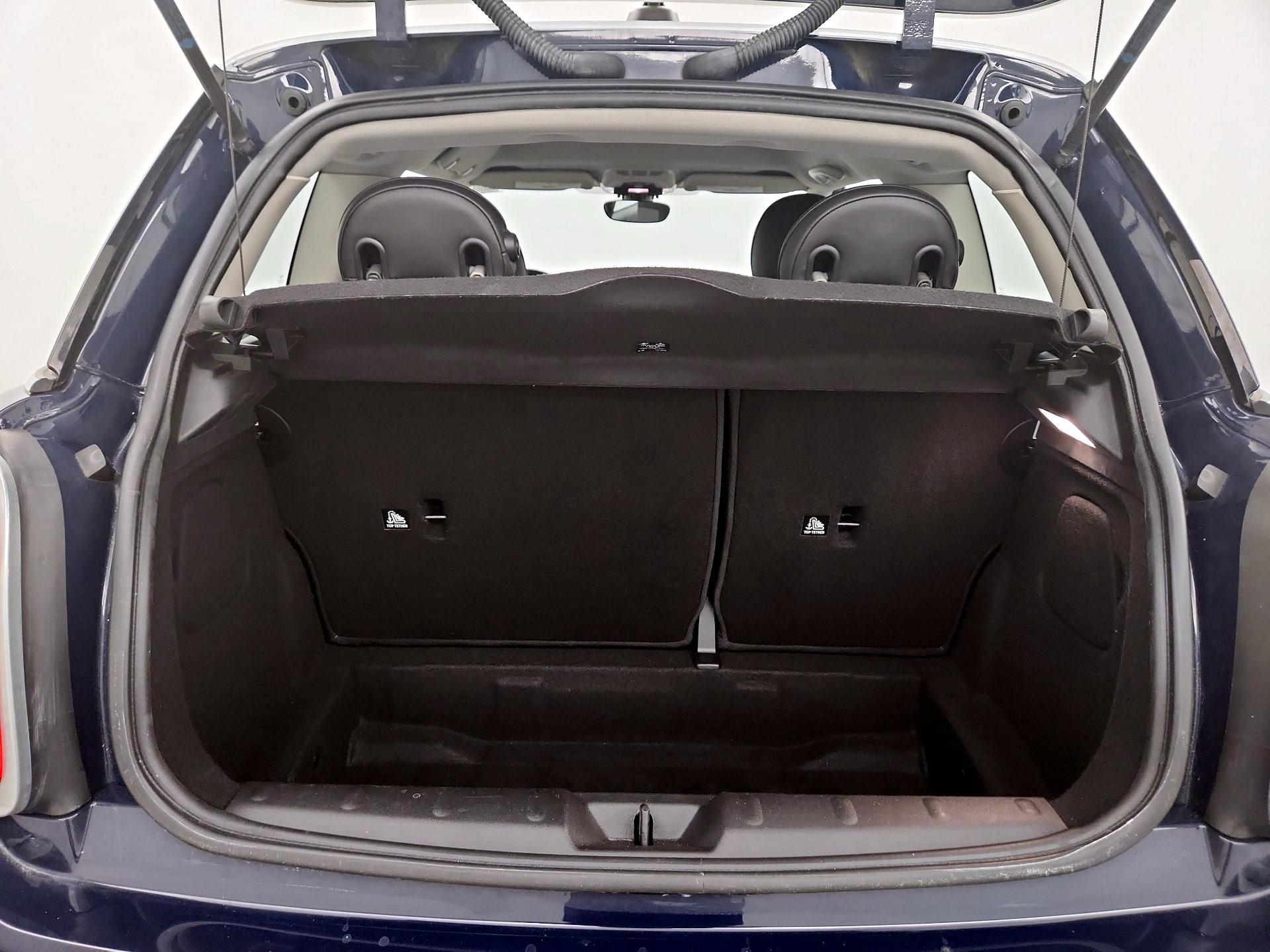 Thumbnail: 2016 MINI Cooper Hardtop - 20