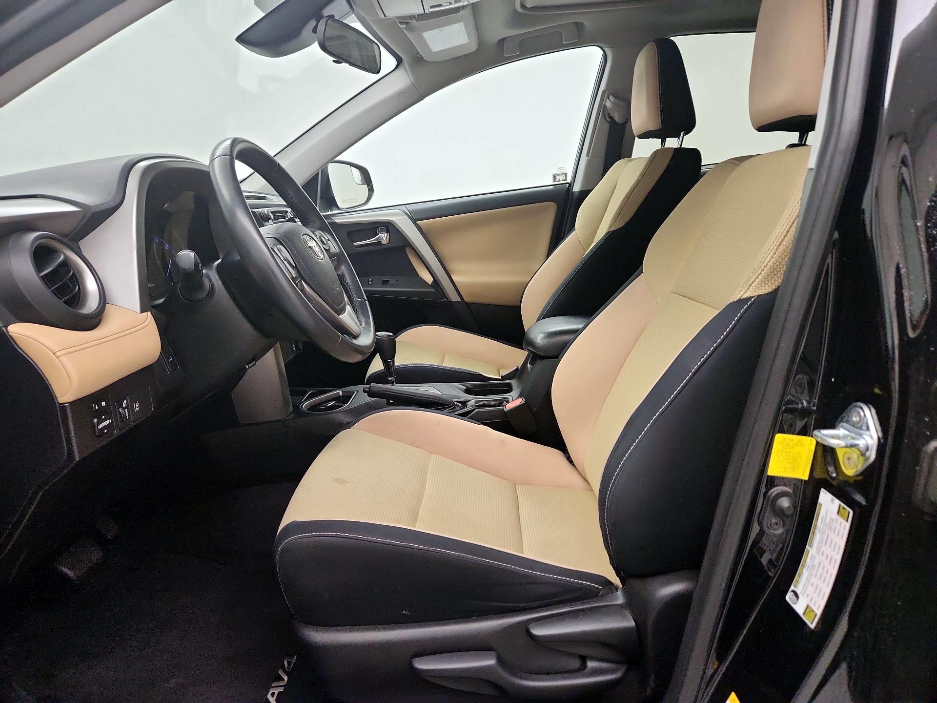 Thumbnail: 2017 Toyota RAV4 - 11