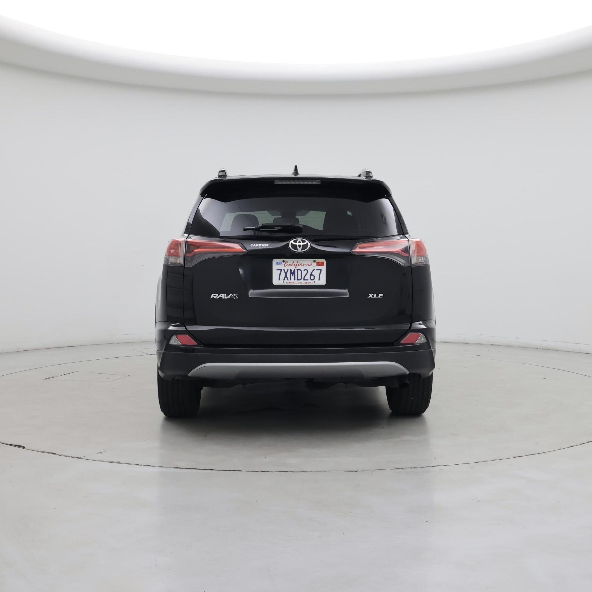 Thumbnail: 2017 Toyota RAV4 - 6