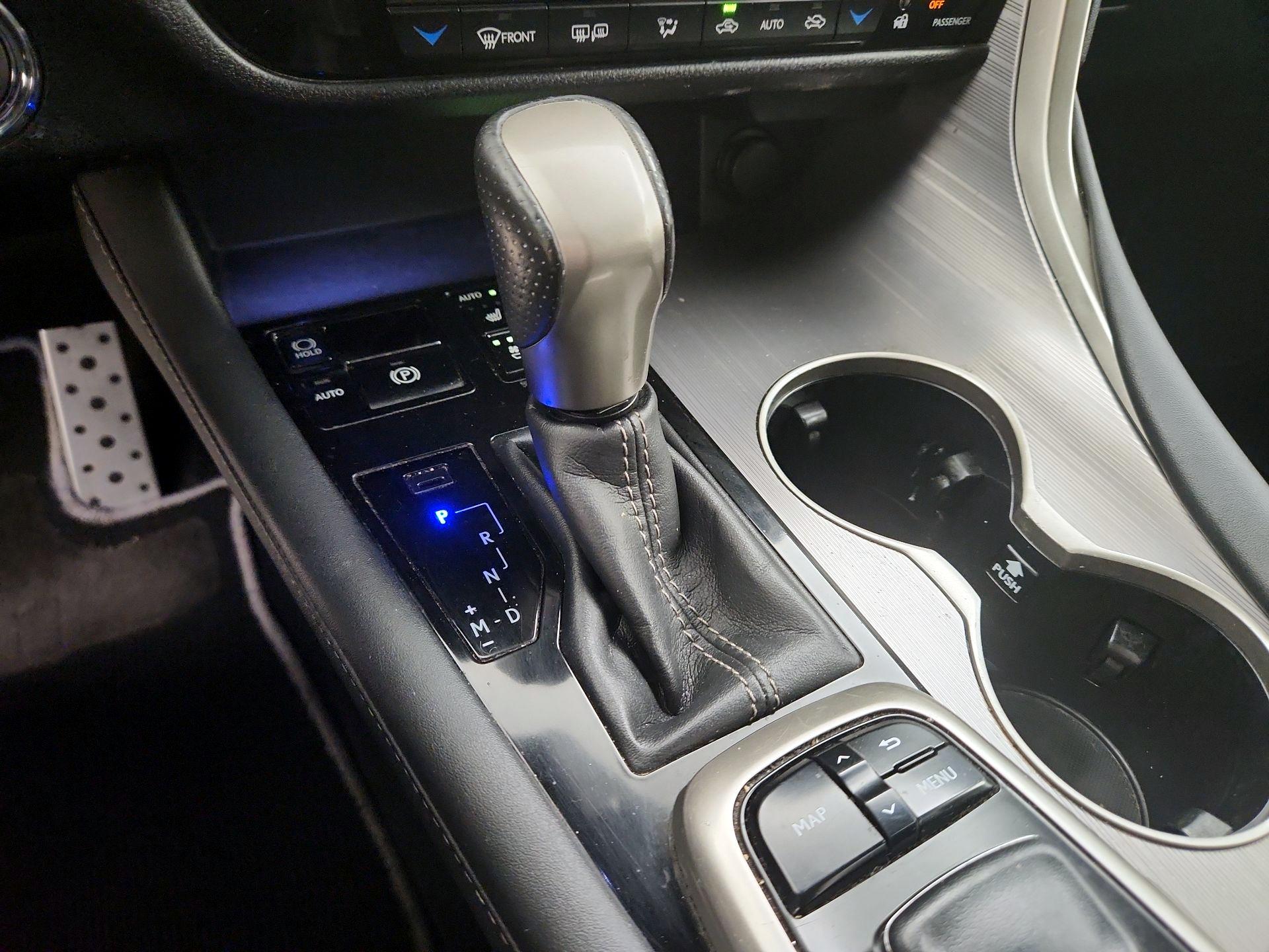 Thumbnail: 2016 Lexus RX - 18