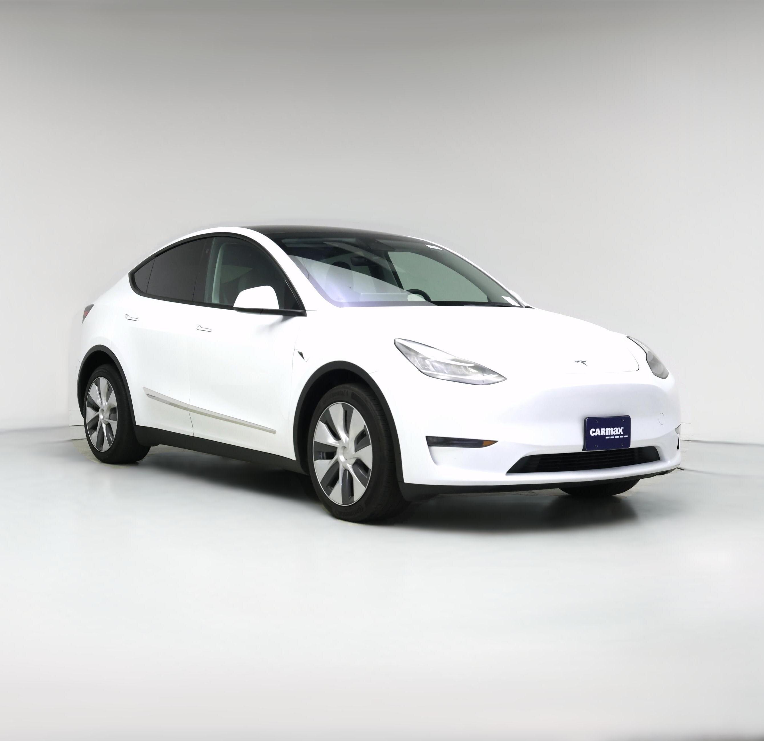 Thumbnail: 2023 Tesla Model Y - 1