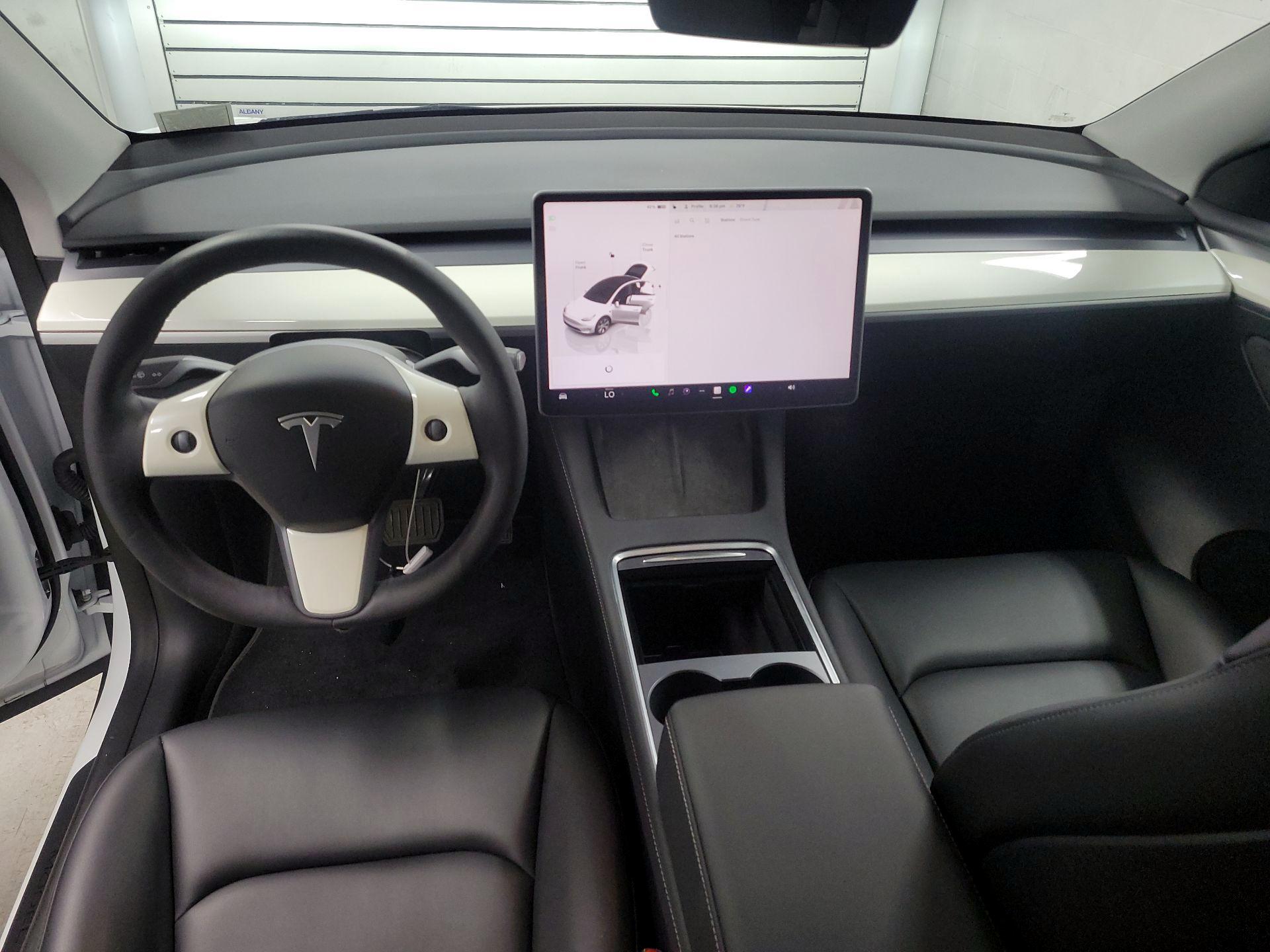 Thumbnail: 2023 Tesla Model Y - 9