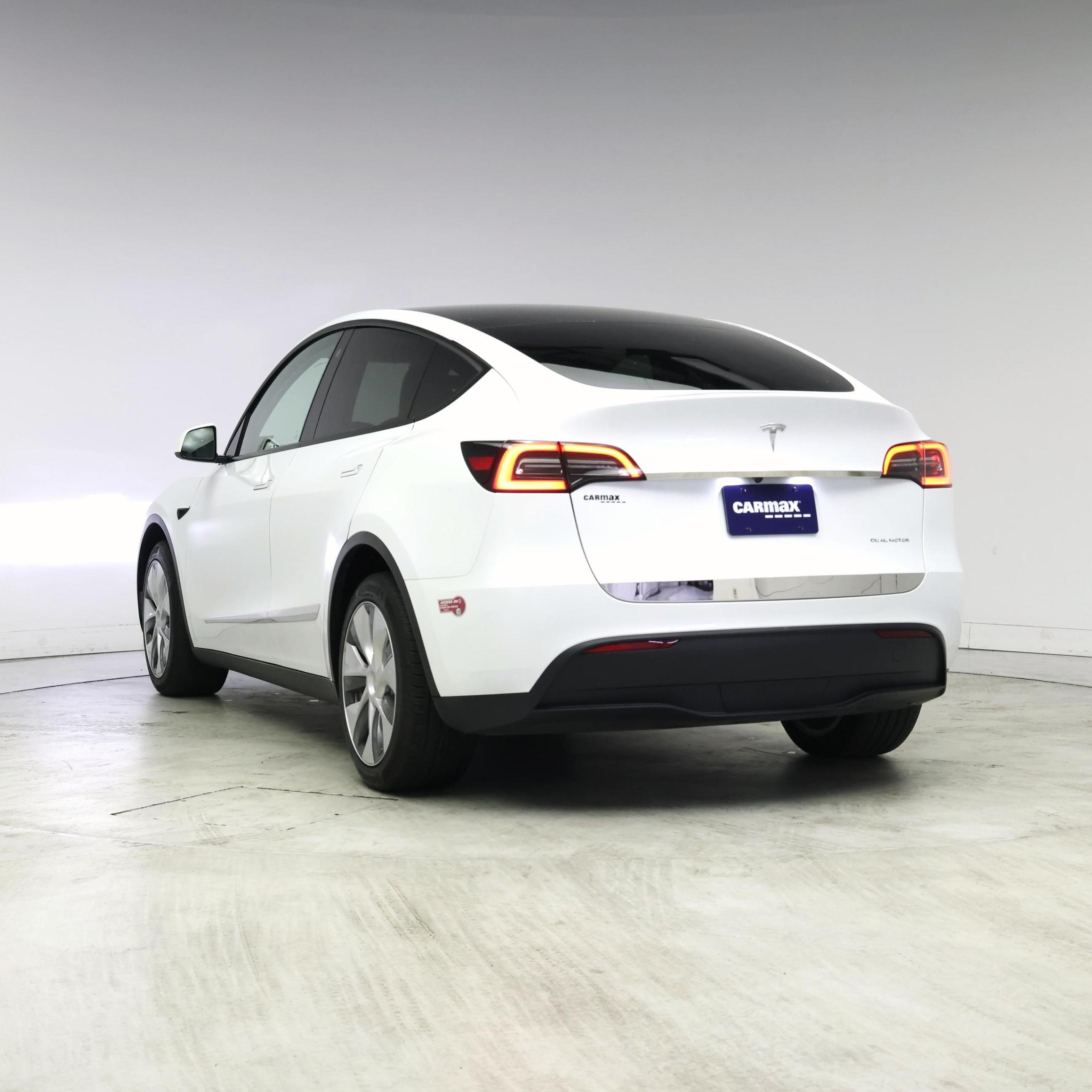 Thumbnail: 2023 Tesla Model Y - 2