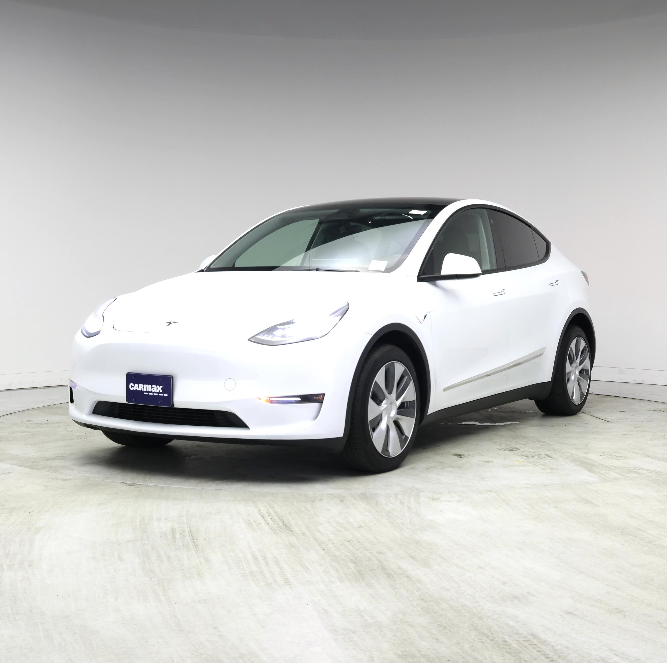 Thumbnail: 2023 Tesla Model Y - 4