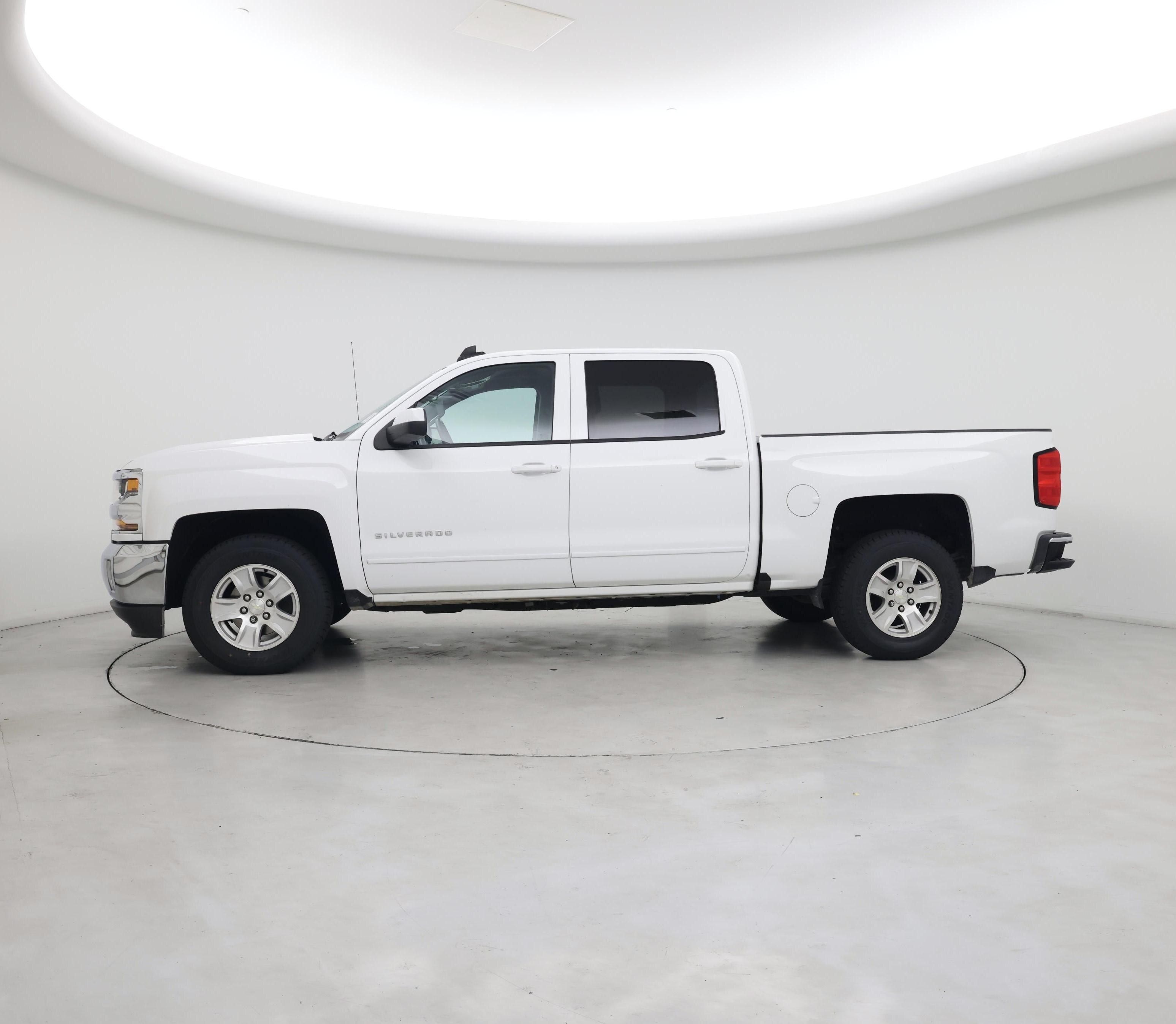 Thumbnail: 2017 Chevrolet Silverado 1500 - 3