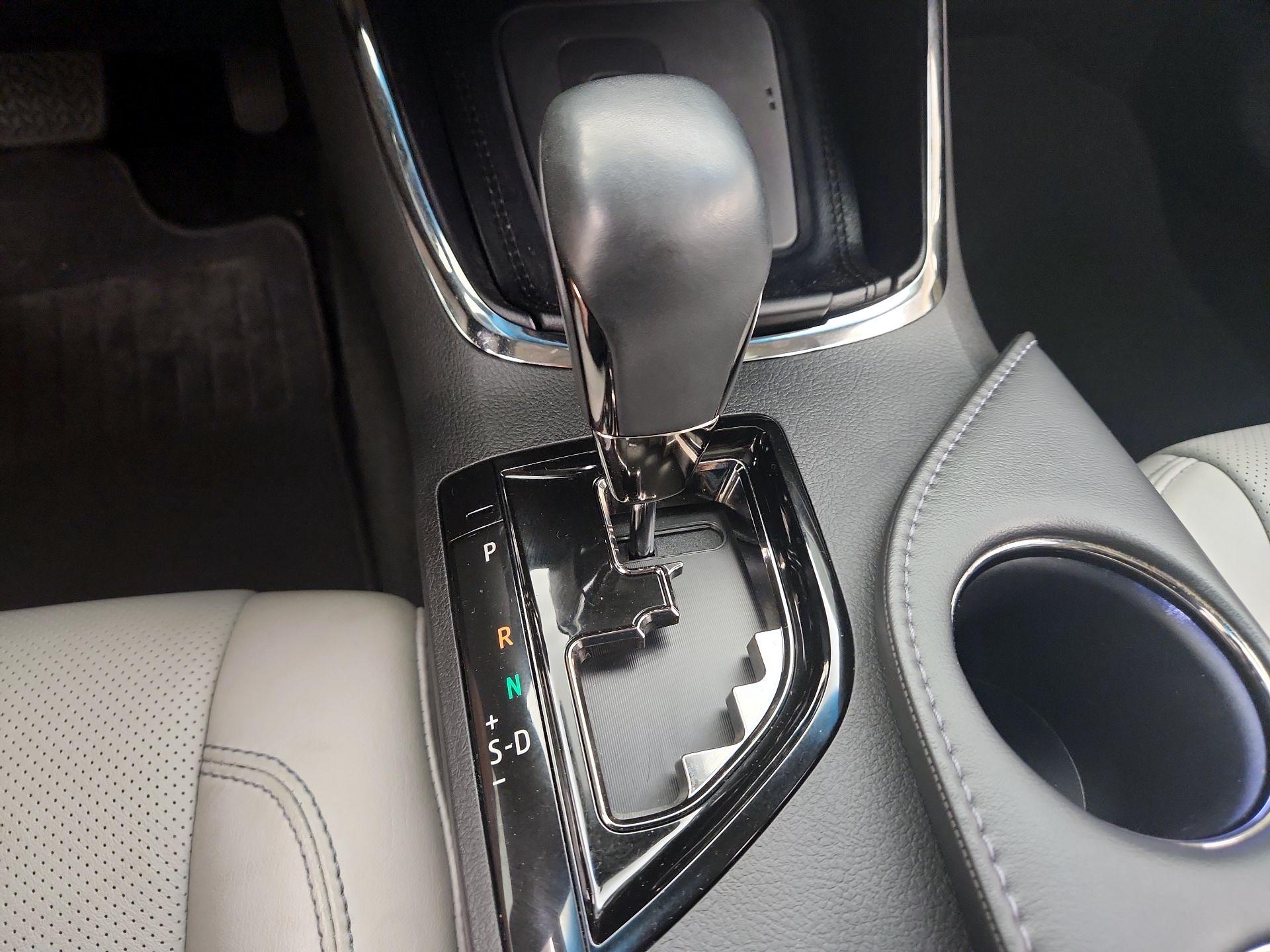 Thumbnail: 2016 Toyota Avalon - 17