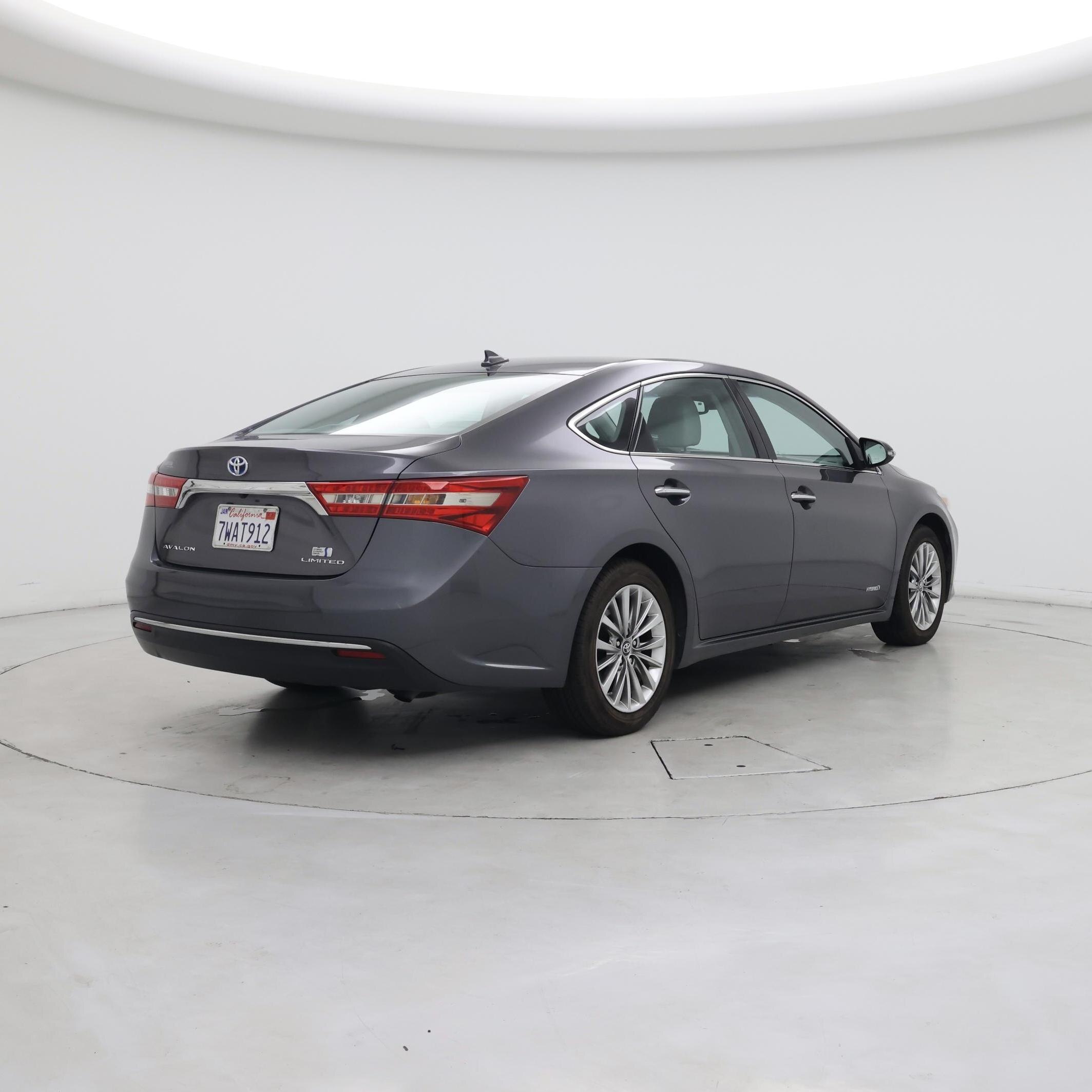 Thumbnail: 2016 Toyota Avalon - 8
